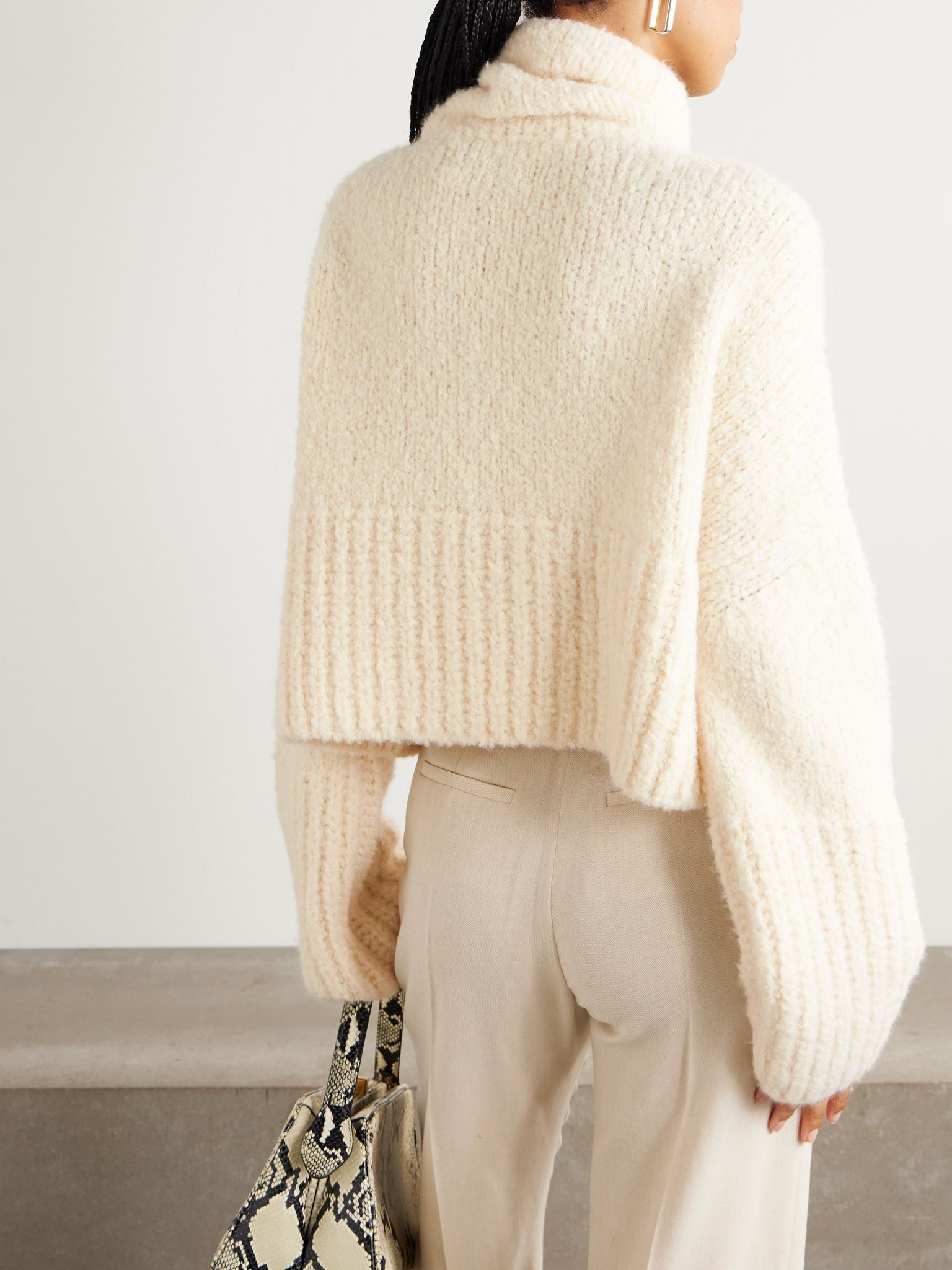 Teddy cropped cashmere, alpaca and silk-blend sweater Ivory - 3