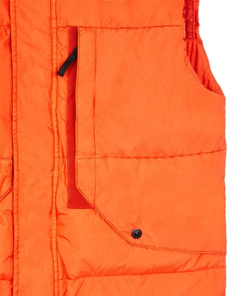 G0423 GARMENT DYED CRINKLE REPS RECYCLED NYLON DOWN LOBSTER RED 5