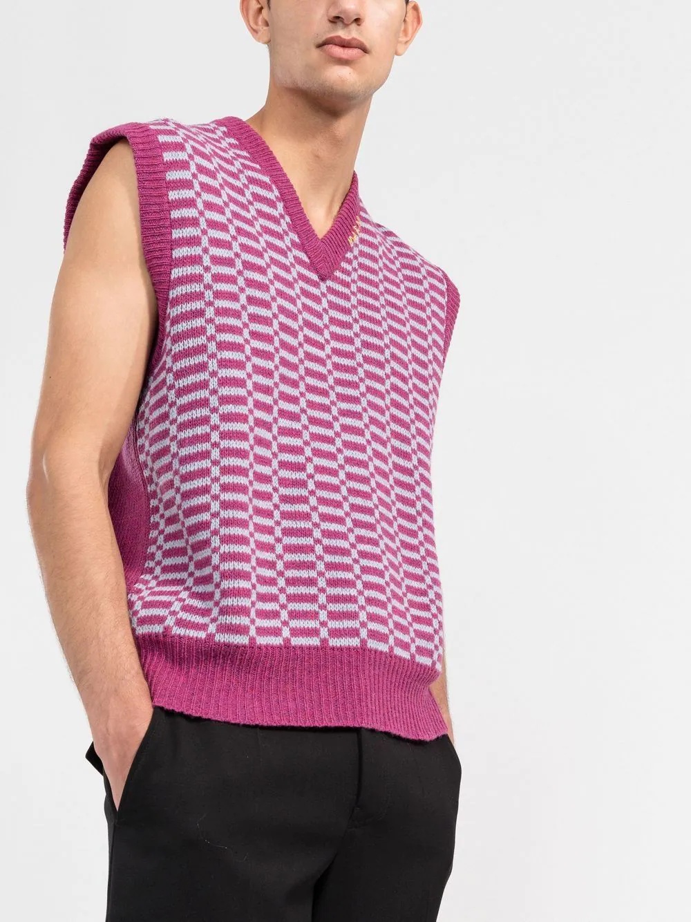 V-neck knitted vest - 3