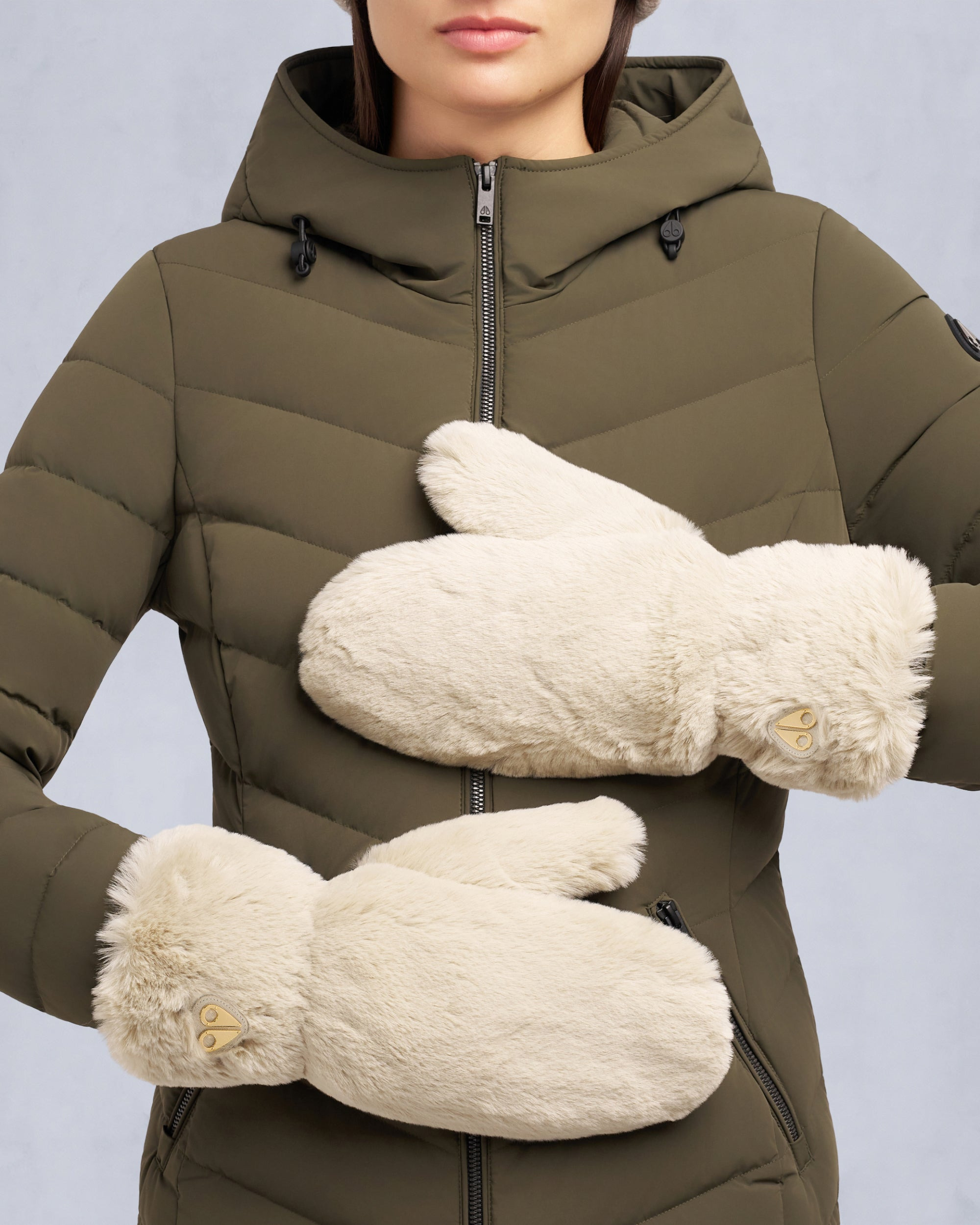 BUNNY GLOVES - 2