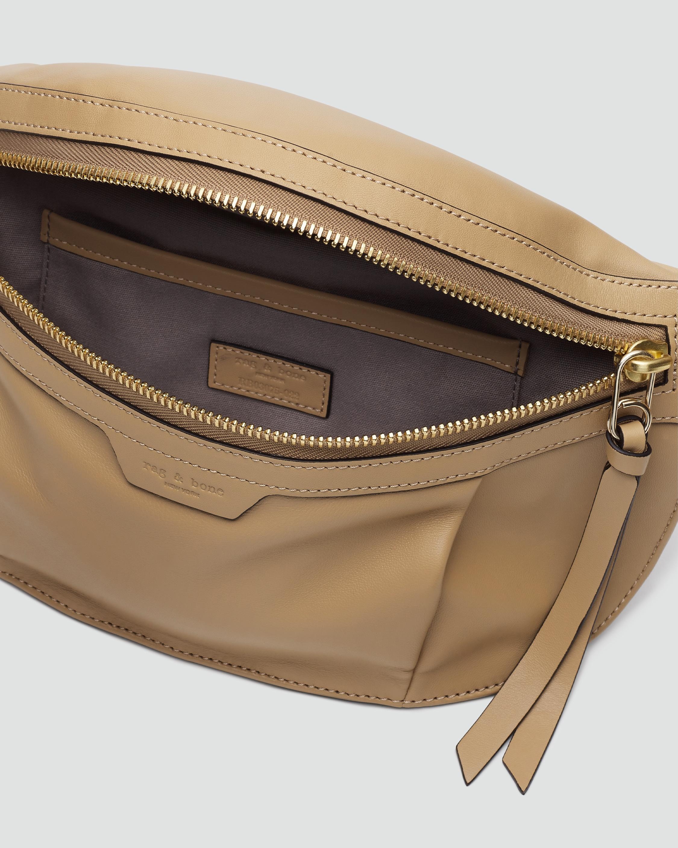 Commuter Fanny Pack - Leather
Small Fanny Pack - 4