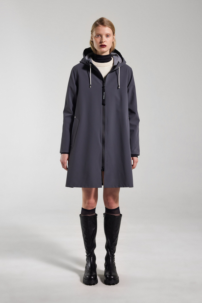 Stutterheim Mosebacke Lightweight Zip Matte Raincoat Metal outlook