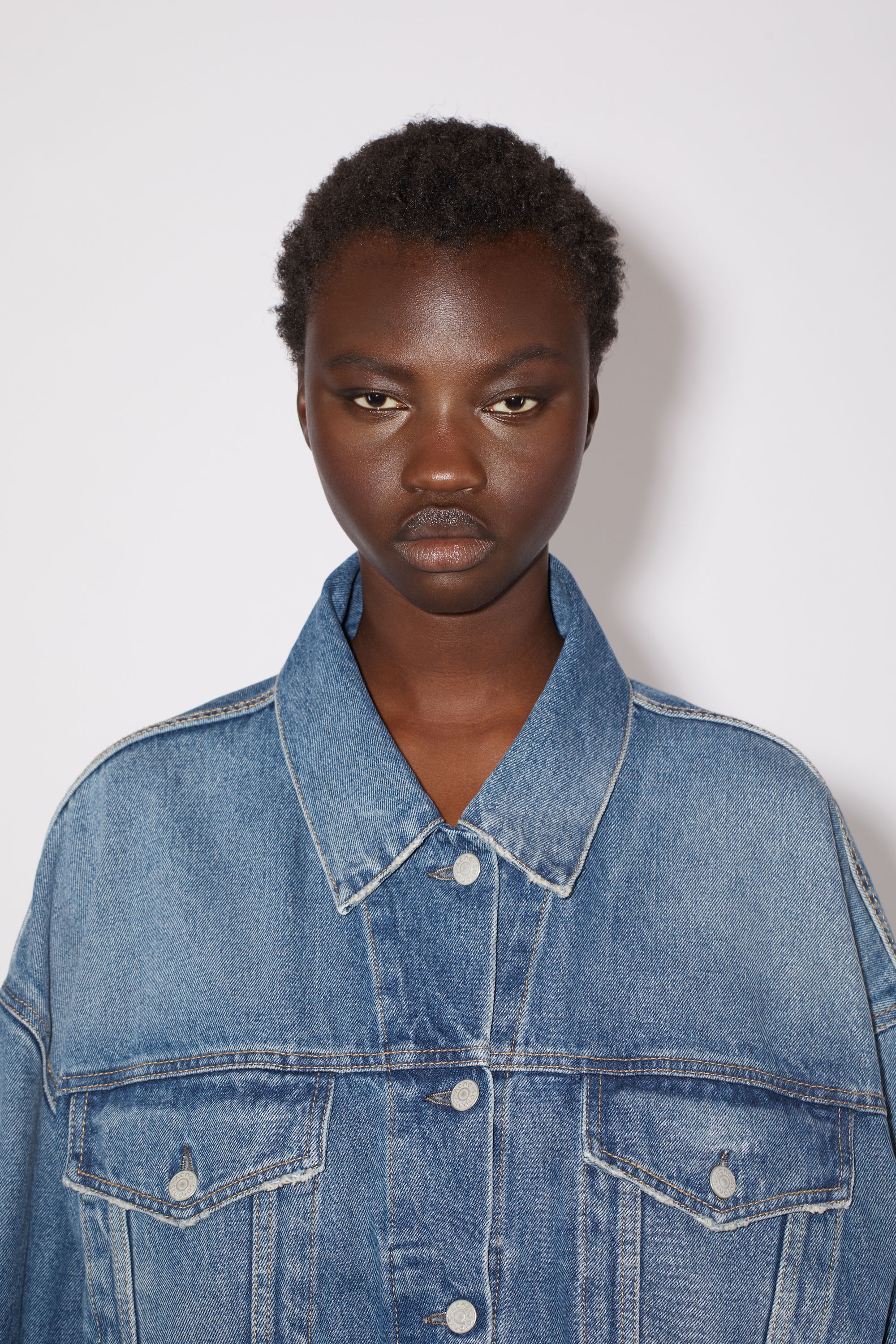 Denim jacket - Relaxed cropped fit - Mid Blue - 6