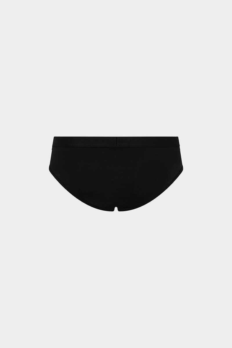 DSQUARED2 DSQUARED2 PERFORMANCE BRIEF outlook