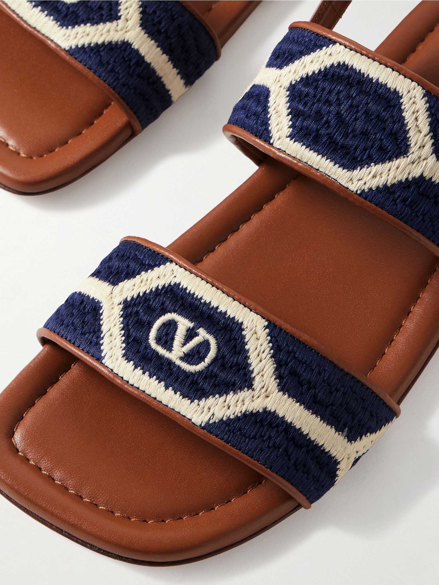 Embroidered leather sandals Navy - 4