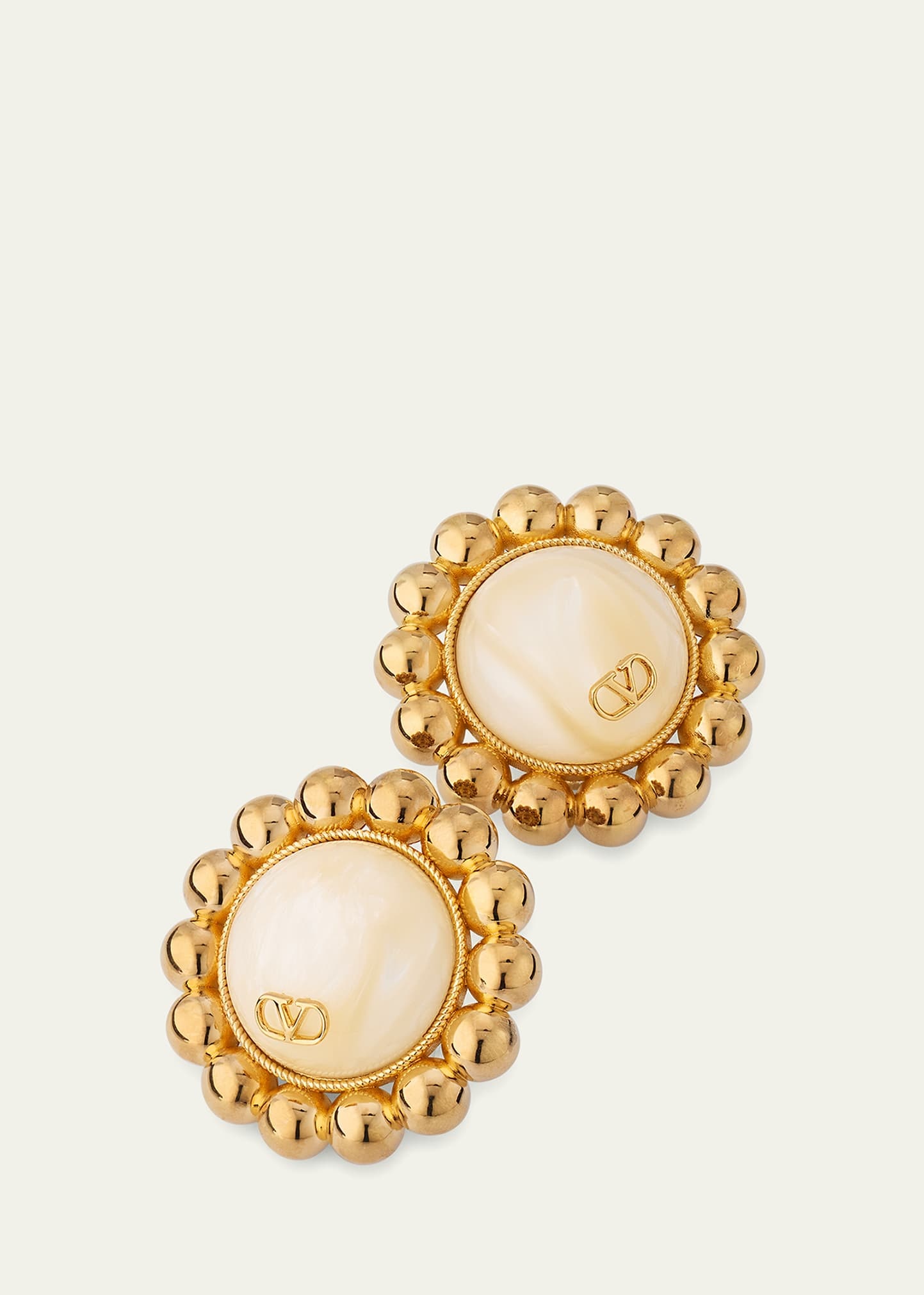 Famiglia VLOGO Pearly Resin Clip Earrings - 3