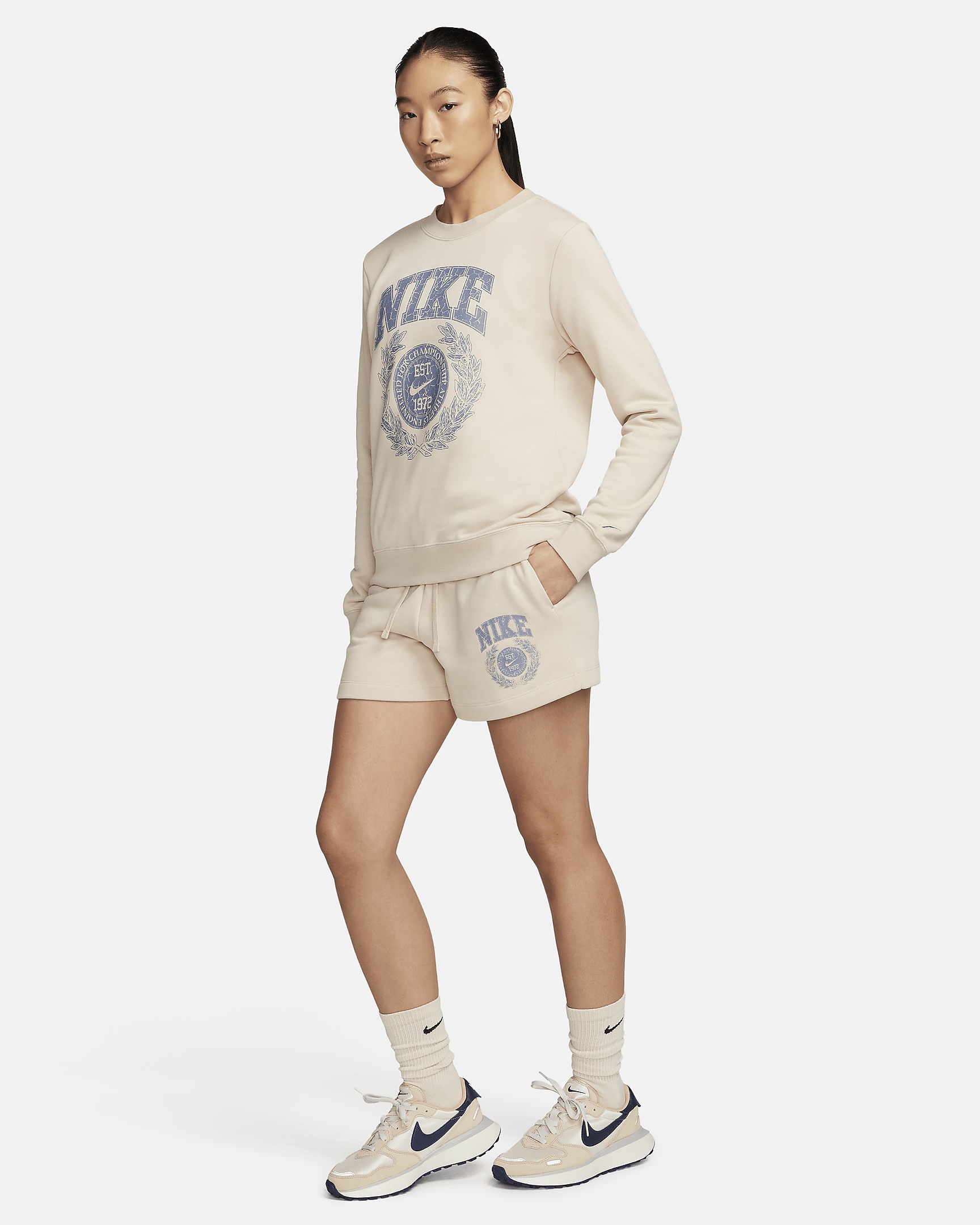 Women's Nike Sportswear Club Fleece Mid-Rise Graphic Shorts - 5