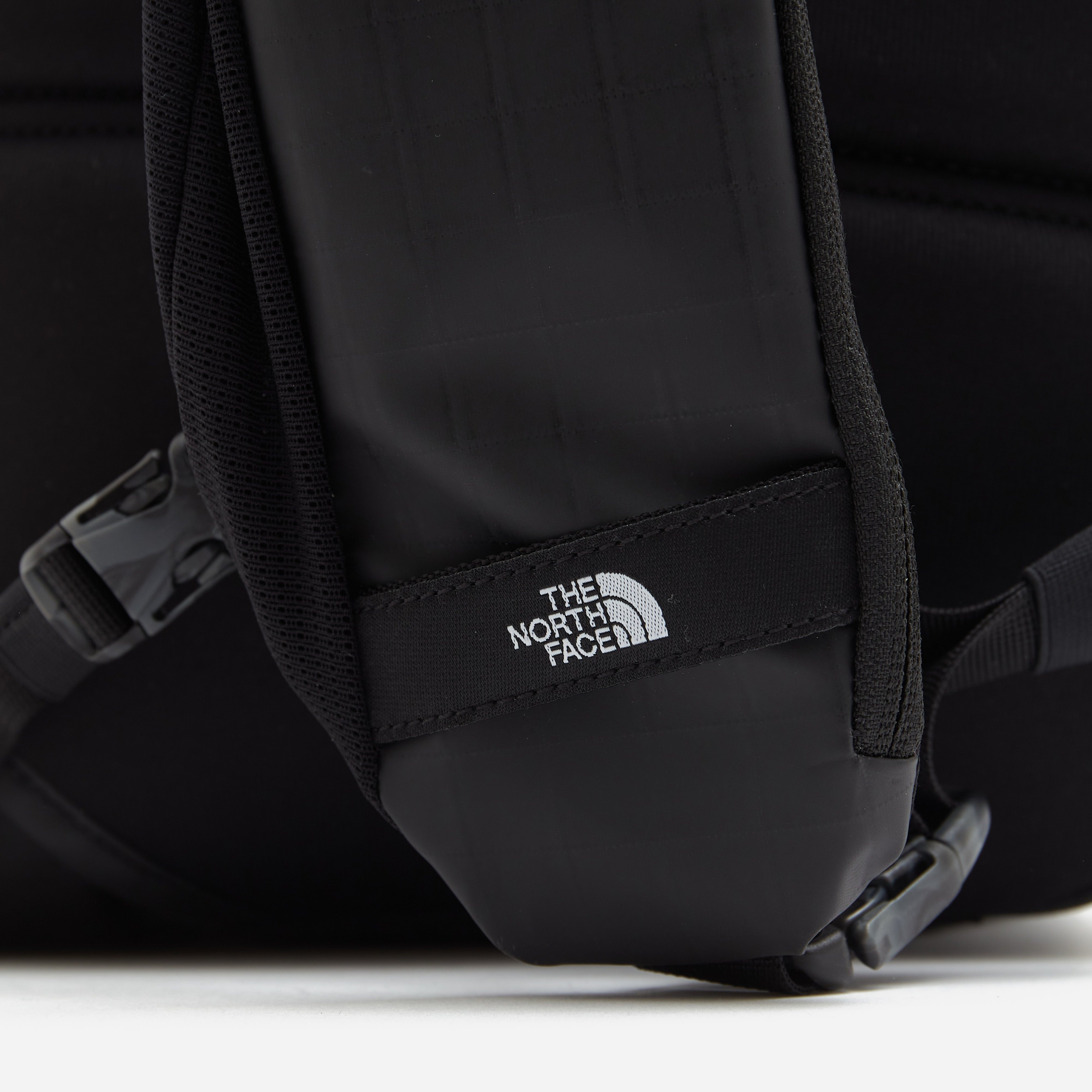 The North Face Base Camp Voyager Sling Backpack - 6