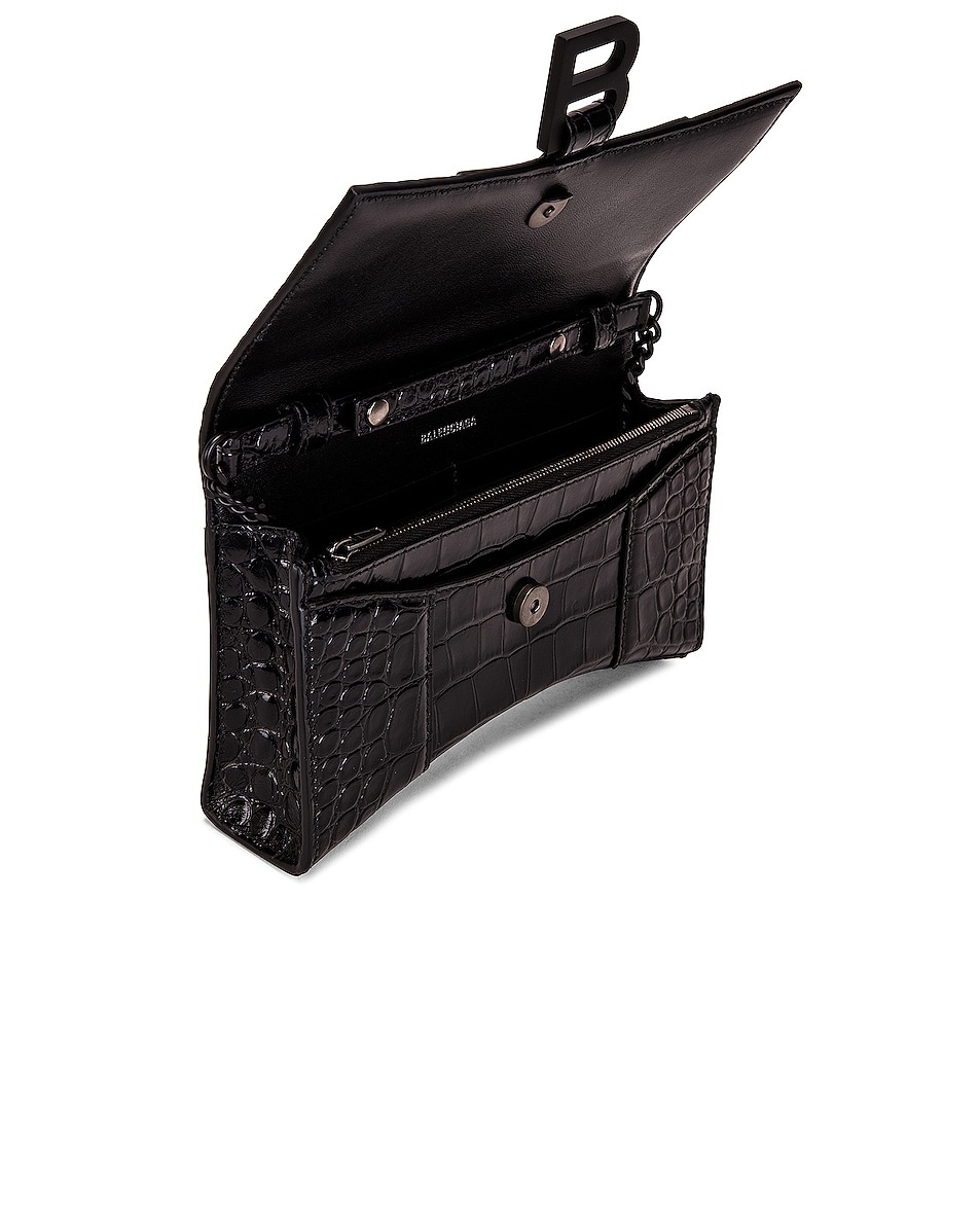 Hourglass Wallet on Chain Bag - 6