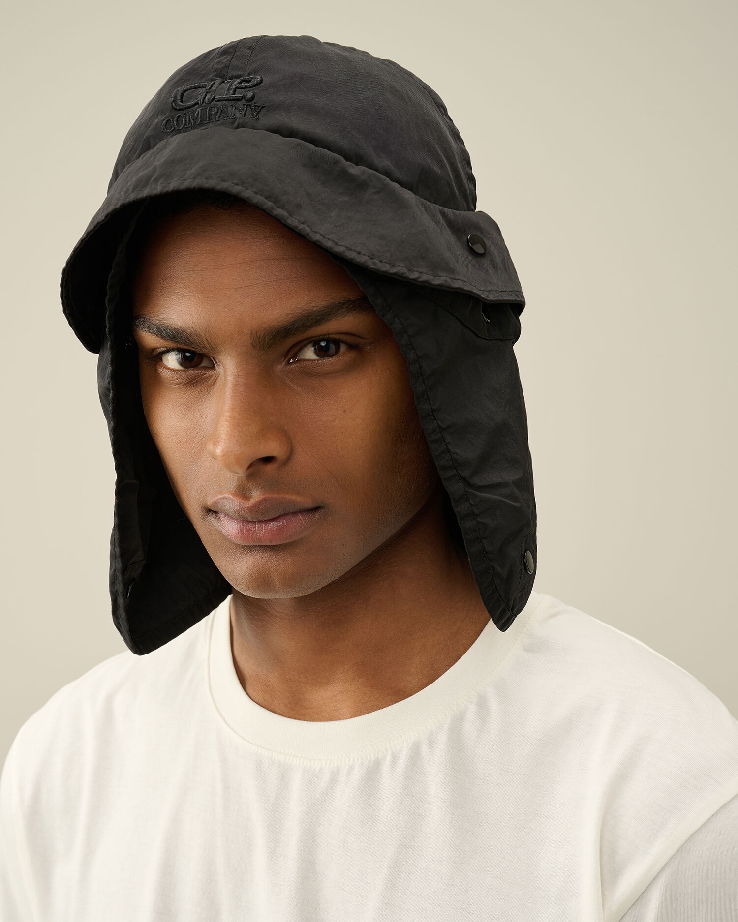 Nylon B Neck Flap Bucket Hat - 2