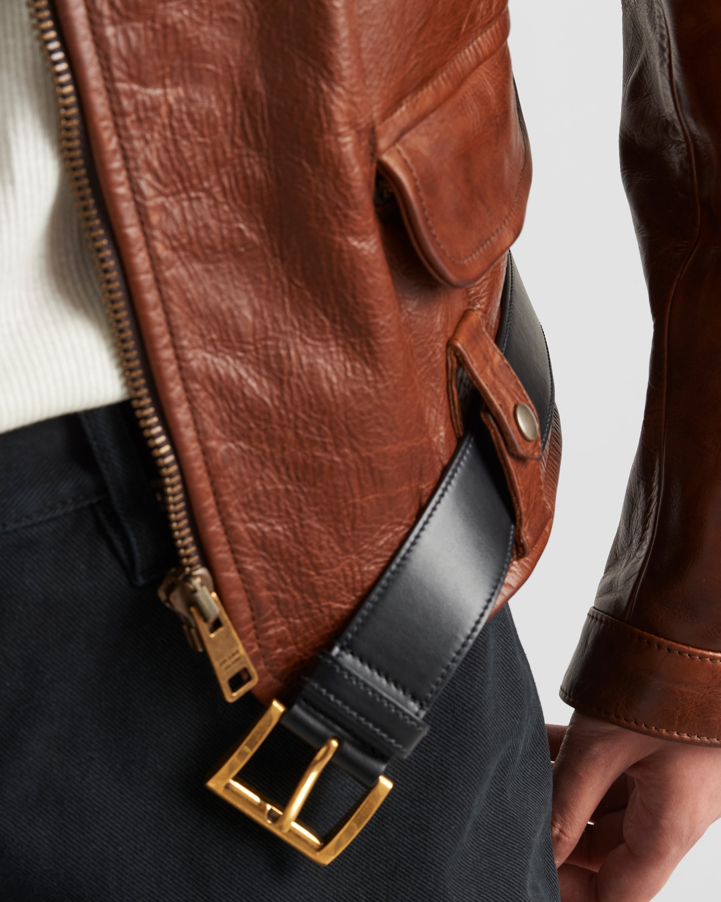 Leather jacket with belt - 4