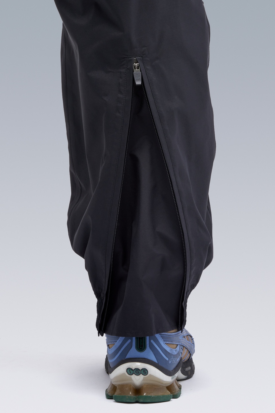 P38-GT 3L Gore-Tex Pro Cargo Pant Black - 33