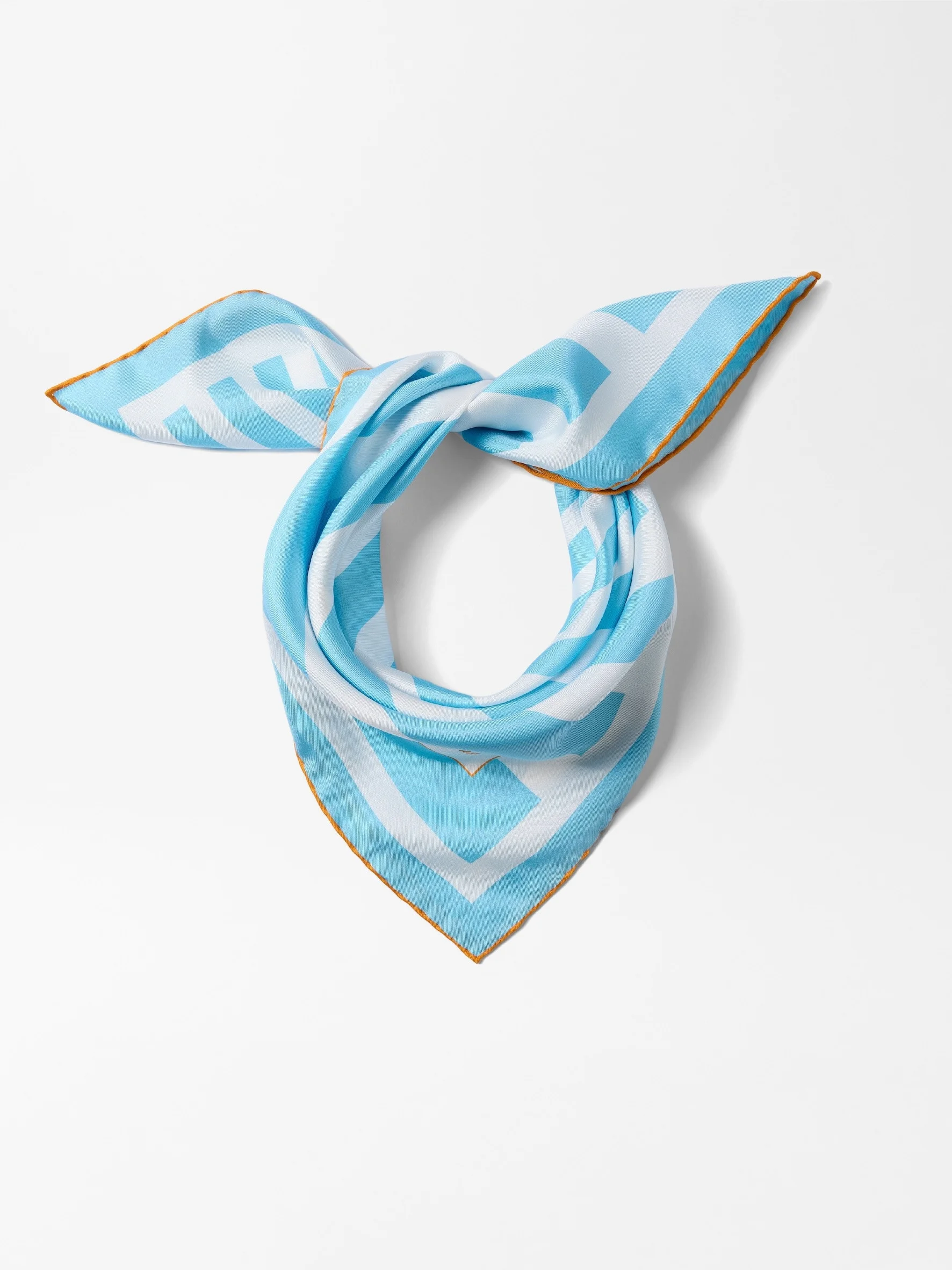 The striped scarf - 1