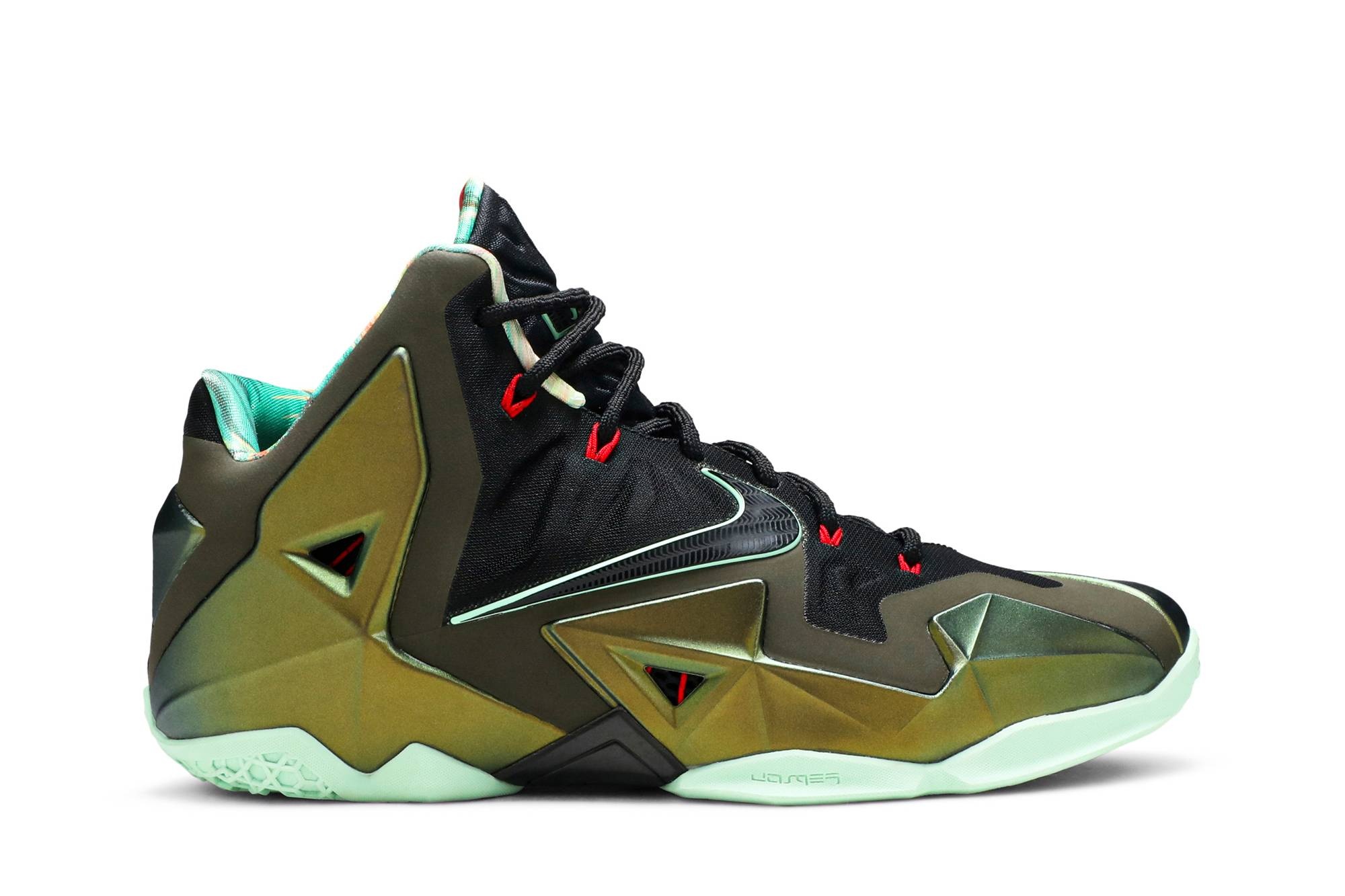 LeBron 11 'King's Pride' - 1