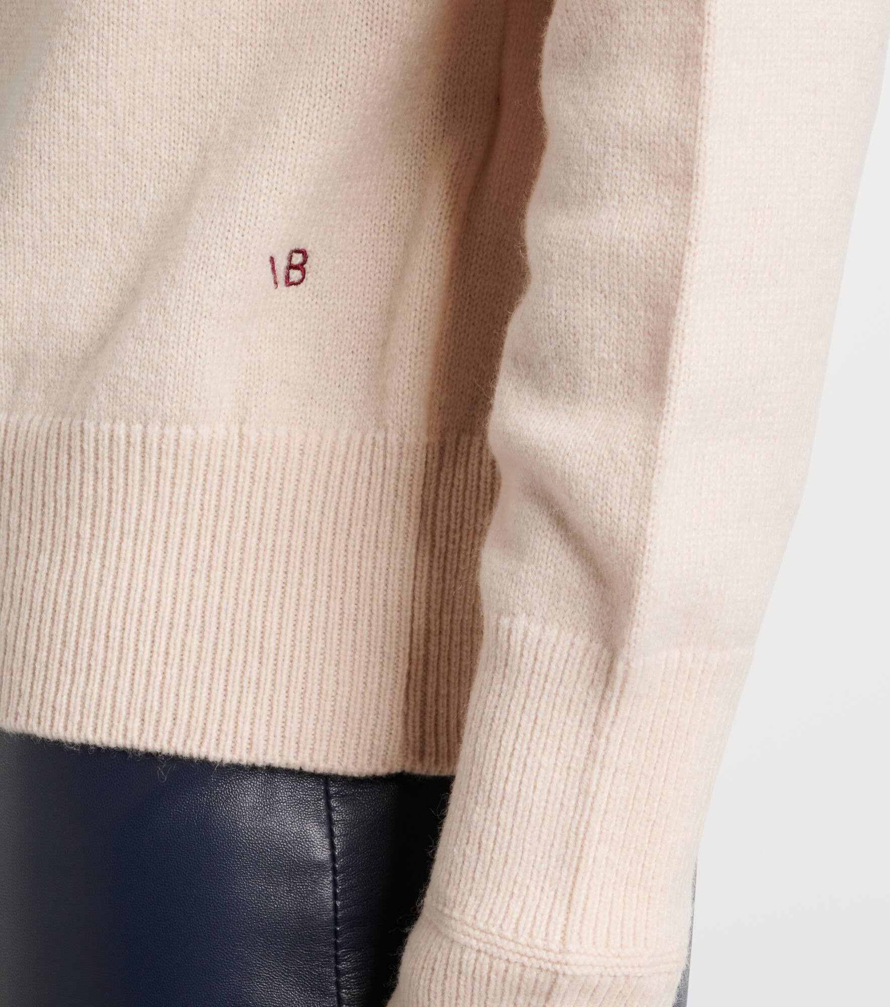 Wool turtleneck sweater - 5