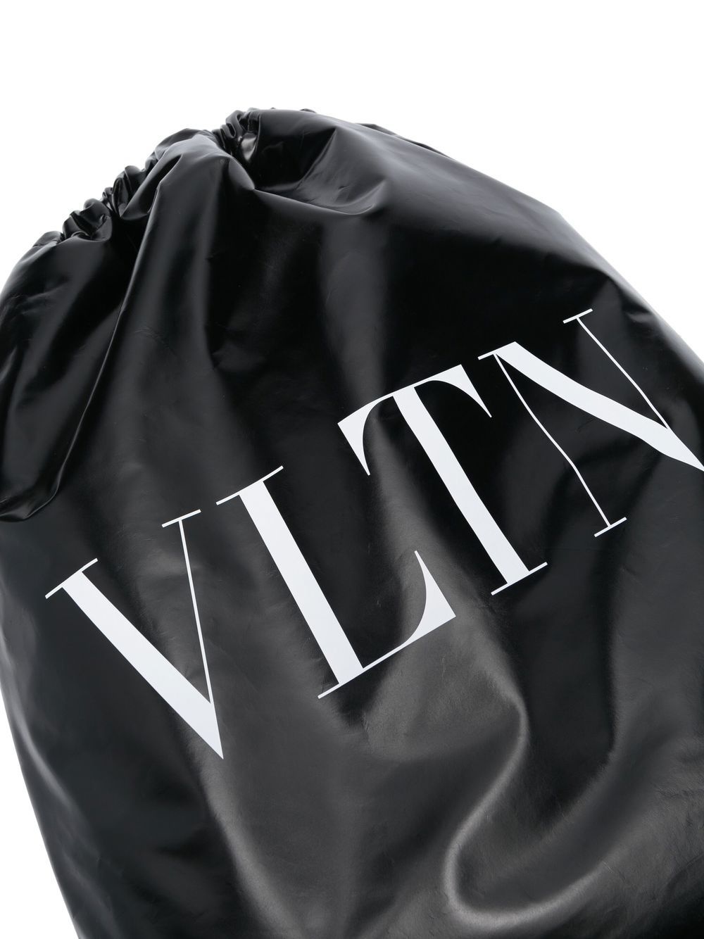 VLTN patent leather backpack - 4