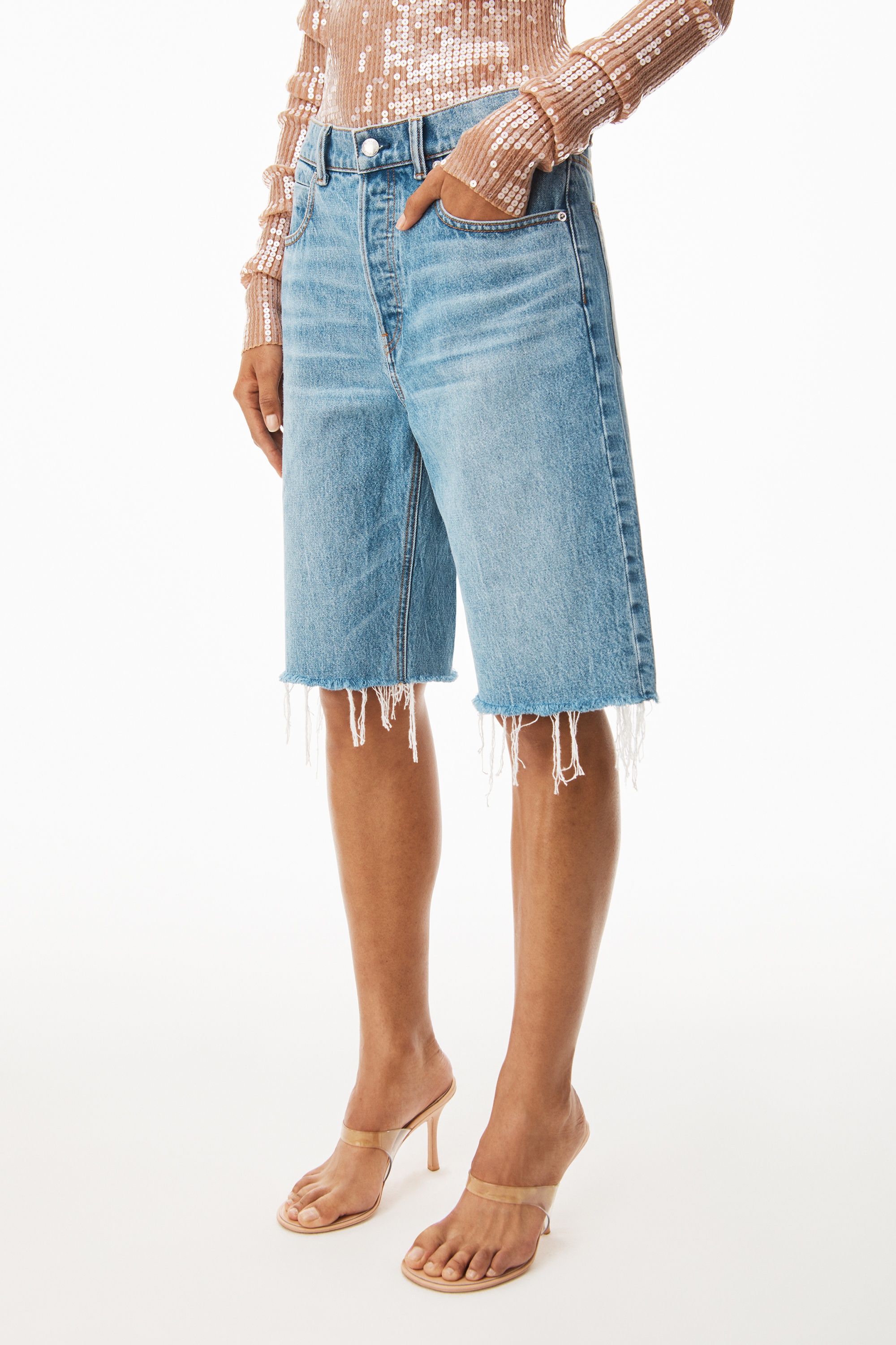 MID RISE JEAN SHORTS IN DENIM - 3