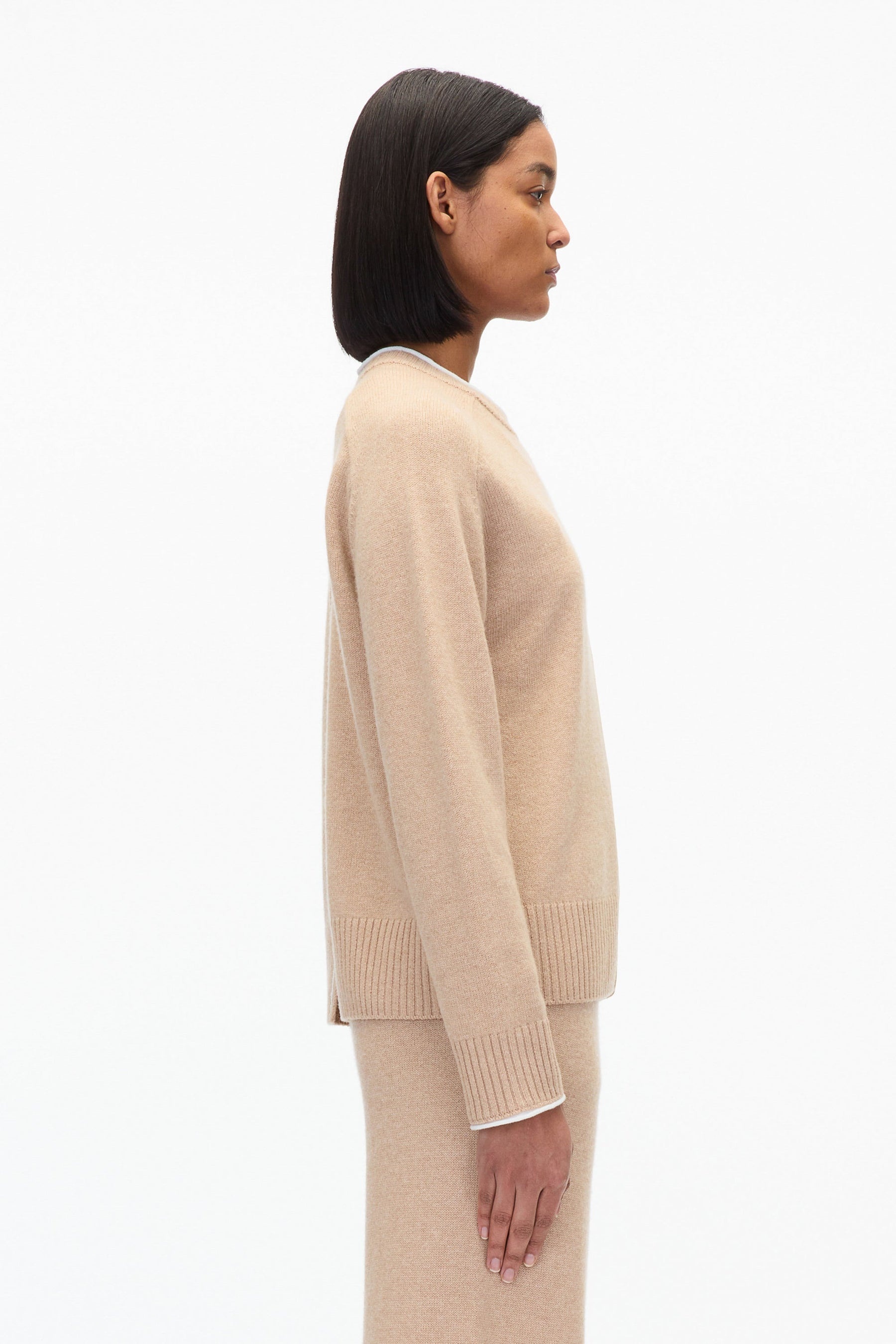 Relaxed Crewneck with Contrast Trims - 3