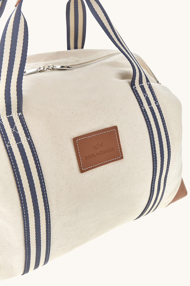 TRAVEL BAG IN CANVAS WITH LEATHER DETAILS 3