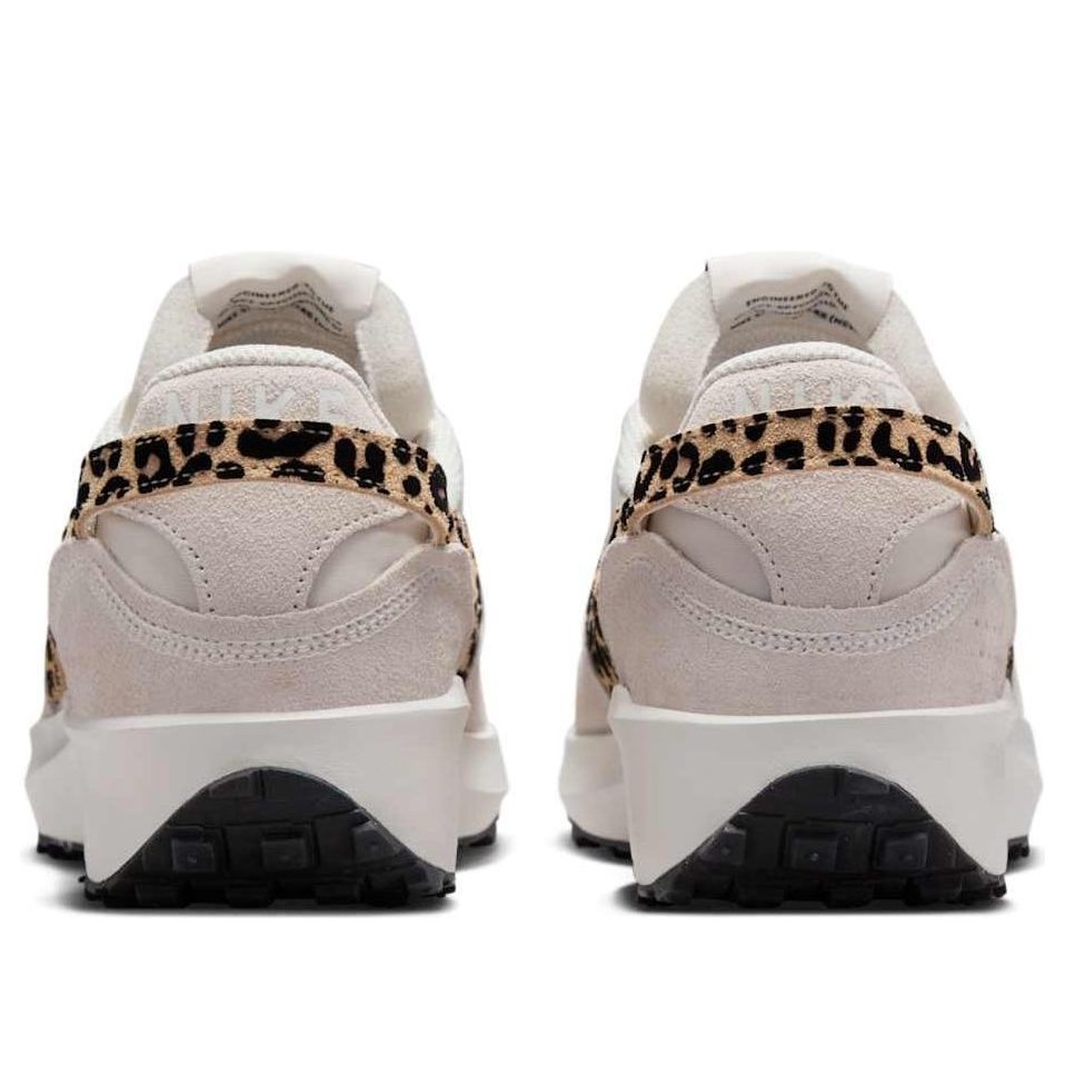 (WMNS) Nike Waffle Debut 'Phantom Summit White Black Sesame' HF1856-001 - 5