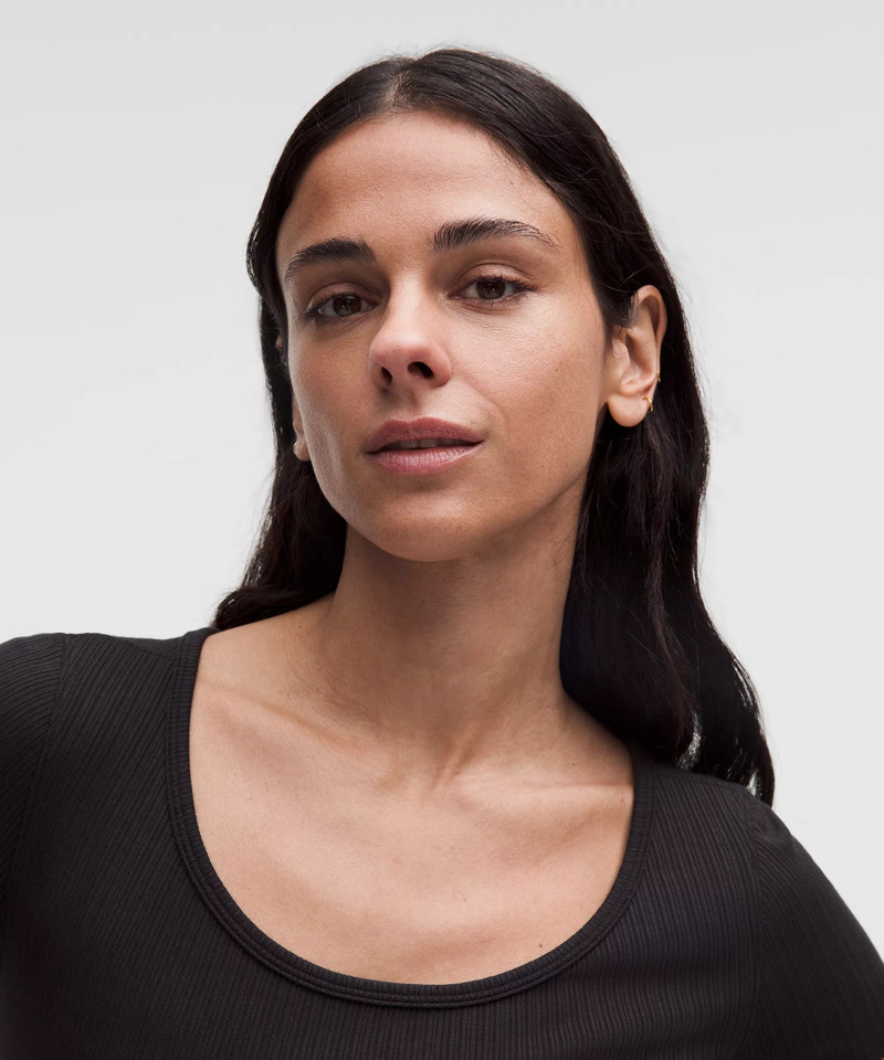 Hold Tight Micro-Rib Cross-Back T-Shirt 4