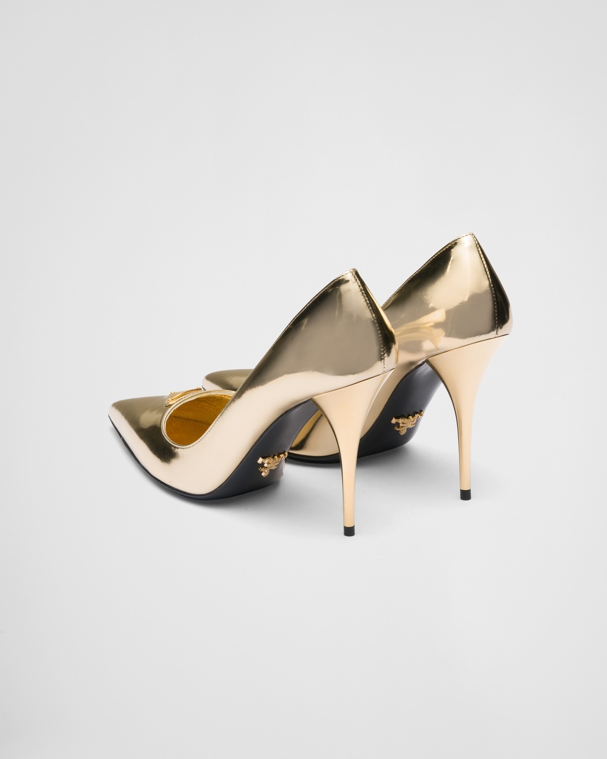 Metallic leather pumps - 5