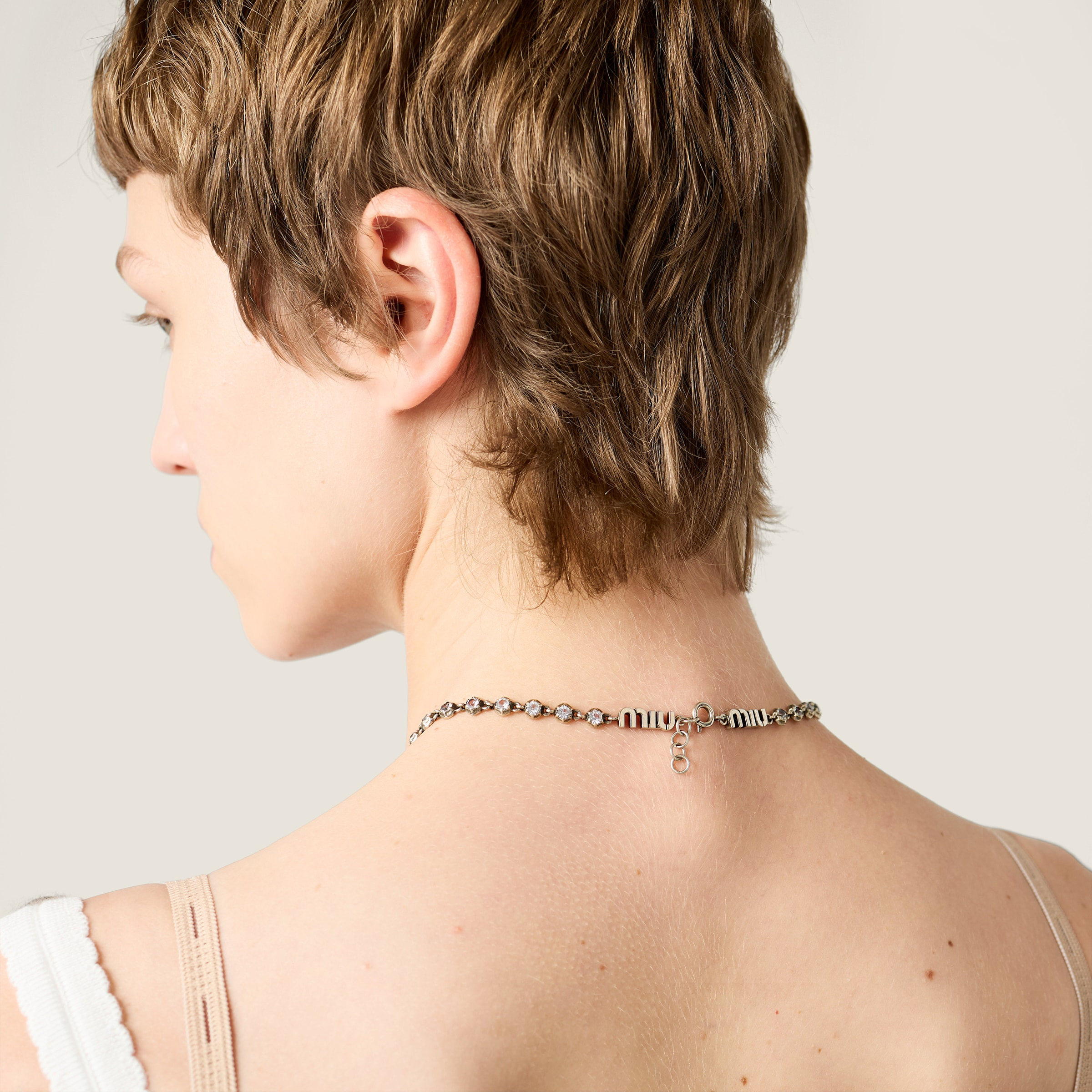 Metal necklace with crystals - 4