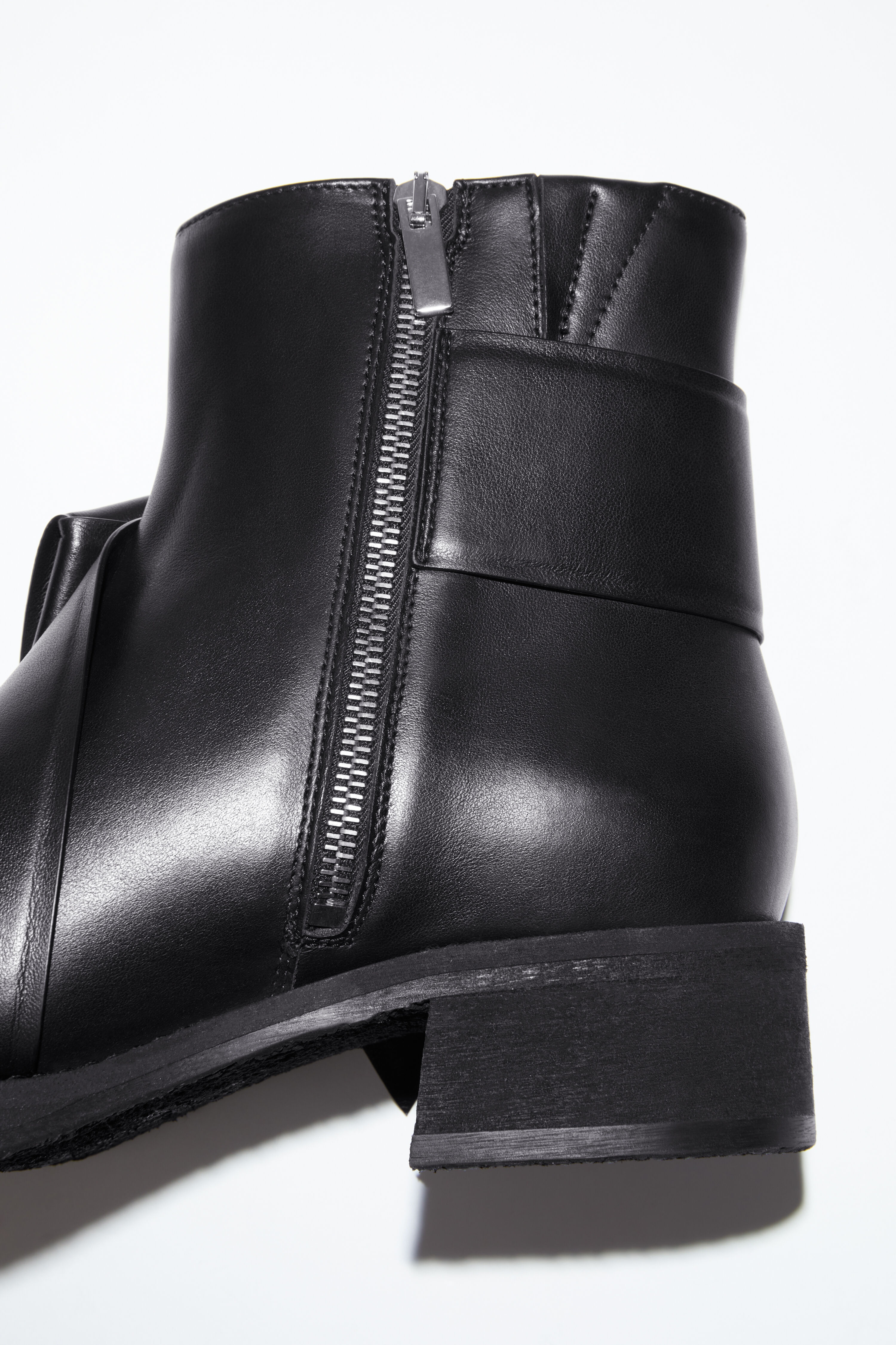 Musubi ankle boot - Black - 5