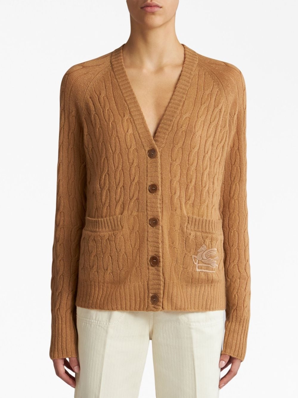 Pegaso-motif cable-knit cardigan - 2