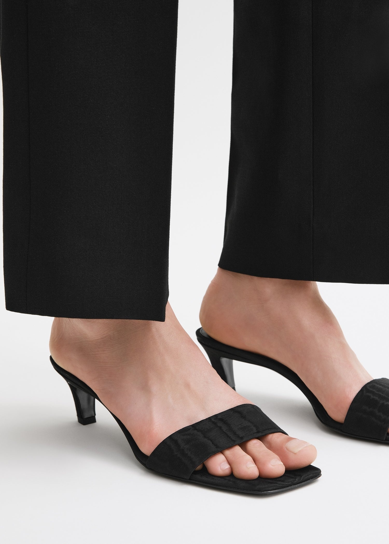 Totême The Mule Sandal black | REVERSIBLE