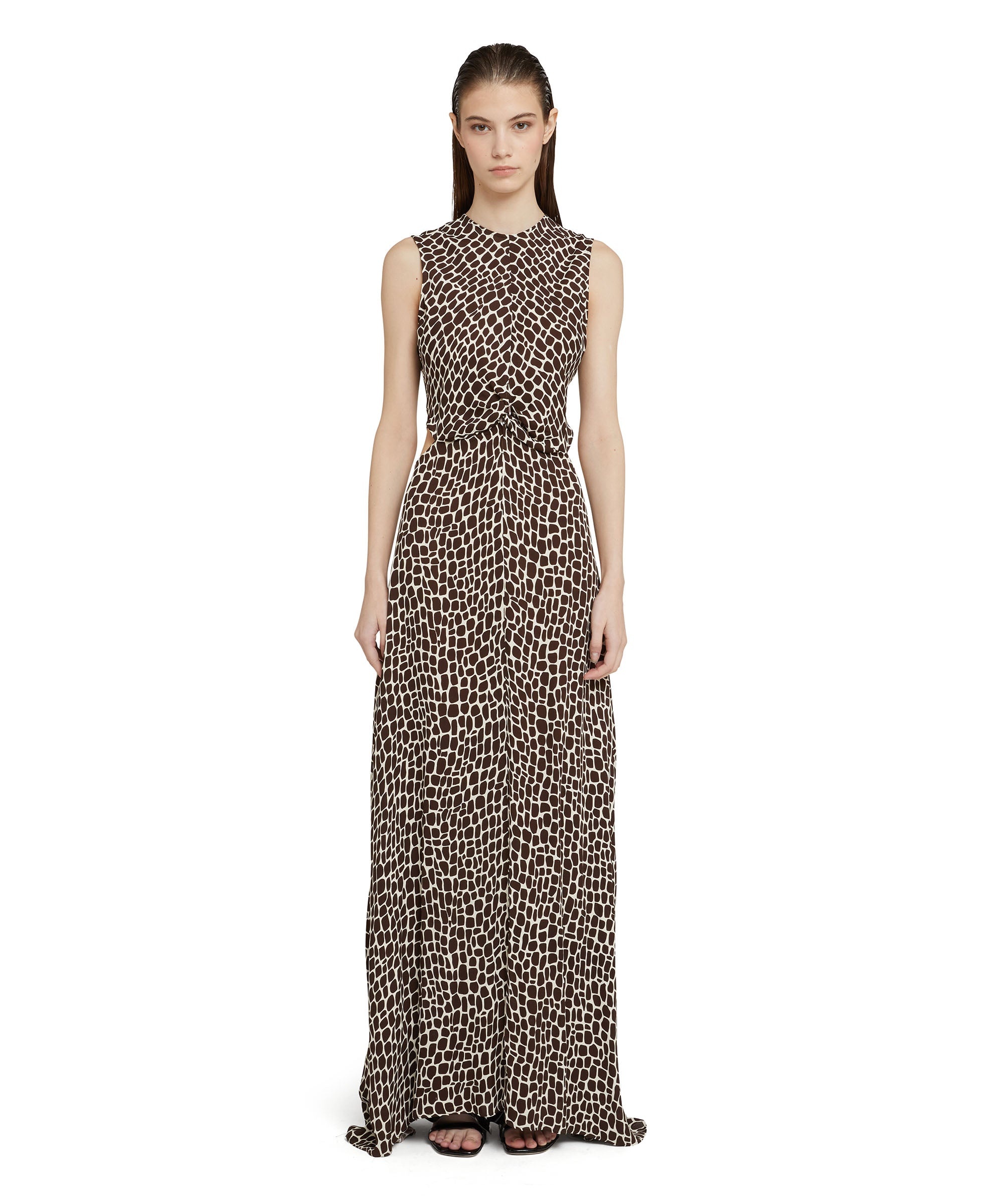 Fluid viscose ong dress with "optical giraffe" print - 2