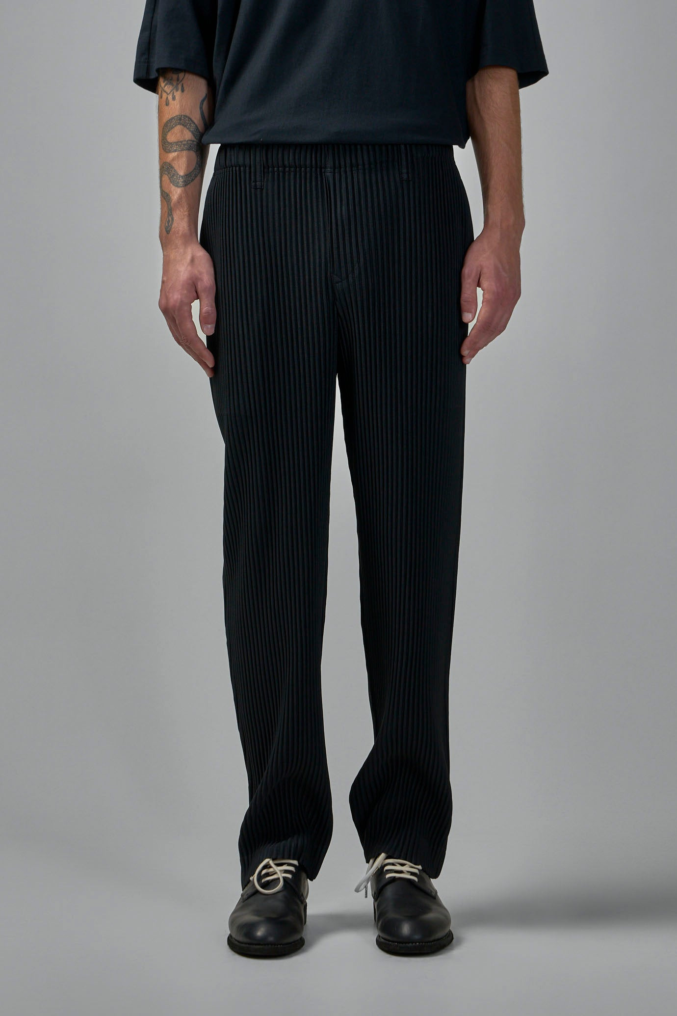 Basics Pleated Pants - 2