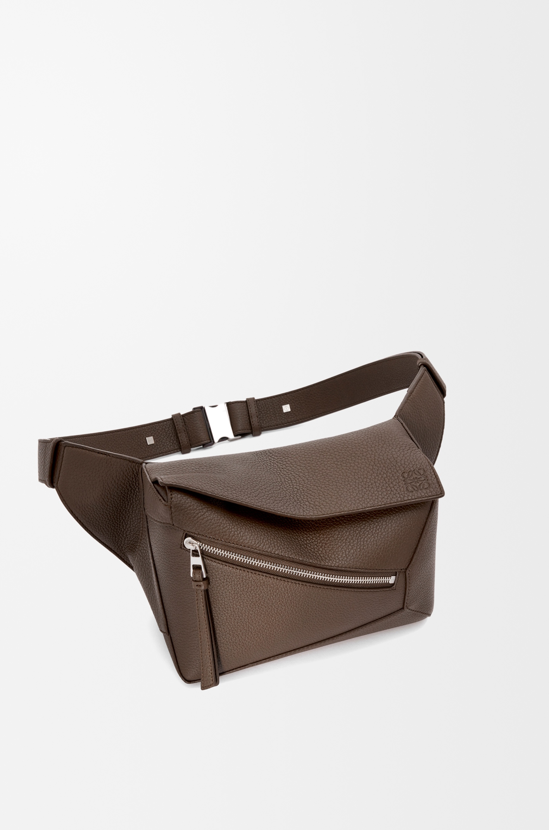 Small Puzzle bumbag in grained calfskin - 3