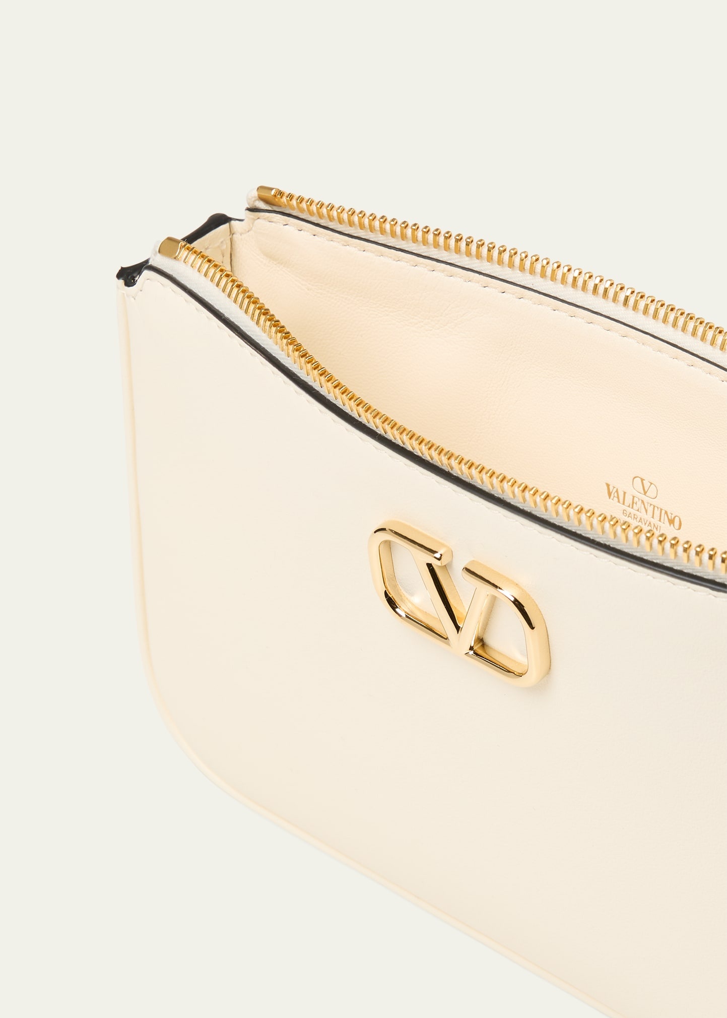 VLogo Signature 巾着バッグ Valentino VLOGO Signature Calfskin Pouch Bag