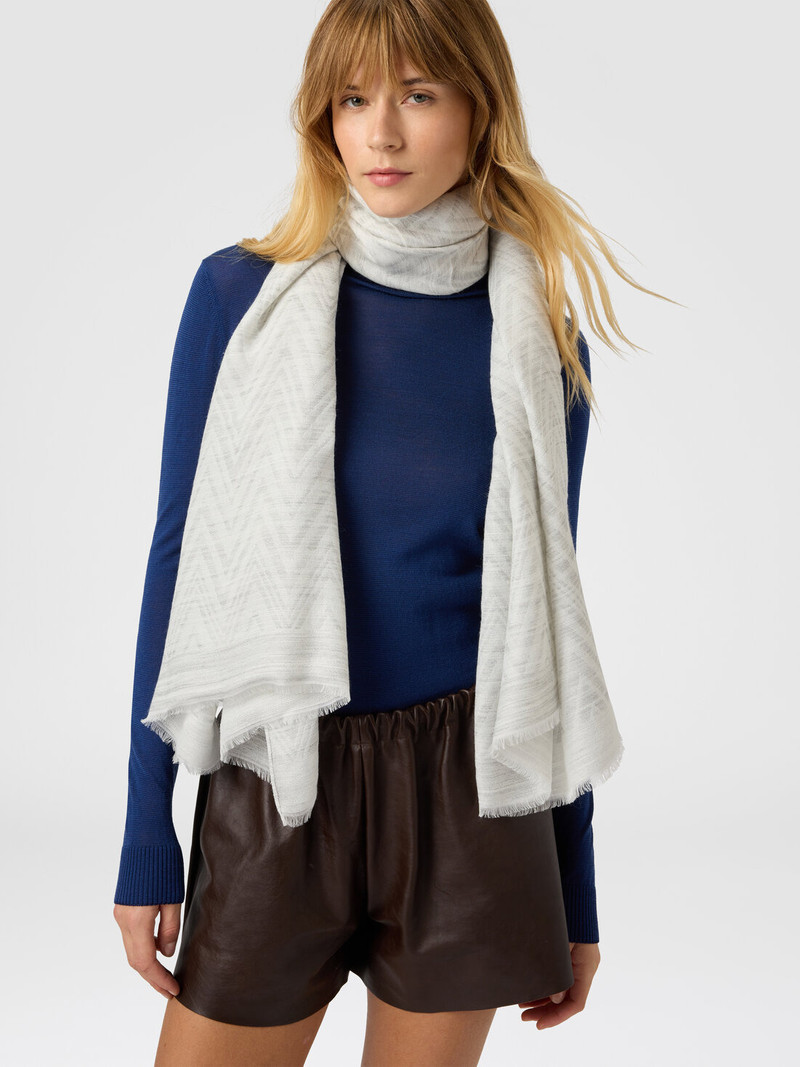 Women’s modal-blend stole 3