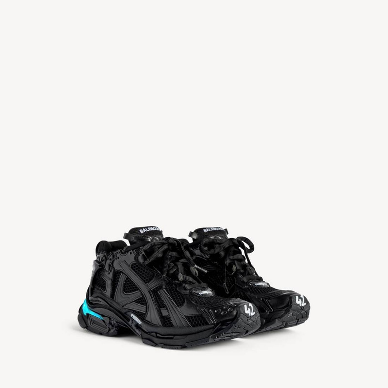 Men's Runner Led Sneaker in Black 2
