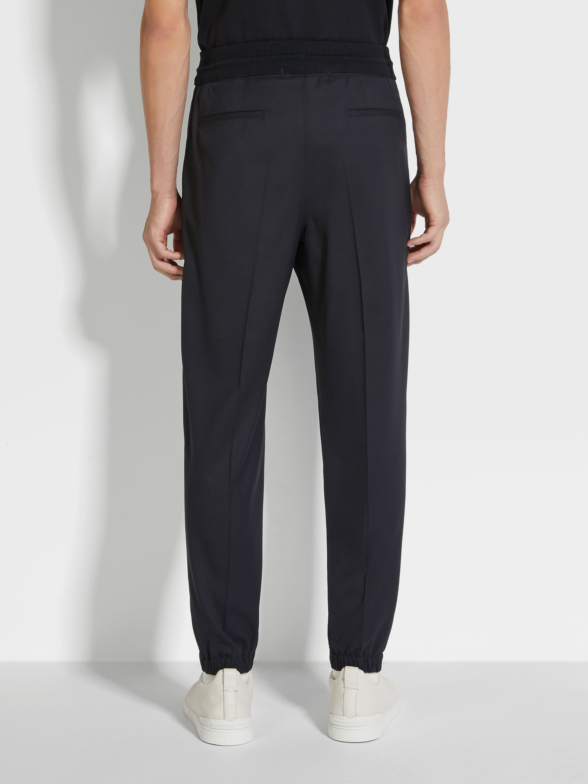 BLACK HIGH PERFORMANCE™ WOOL JOGGERS - 6