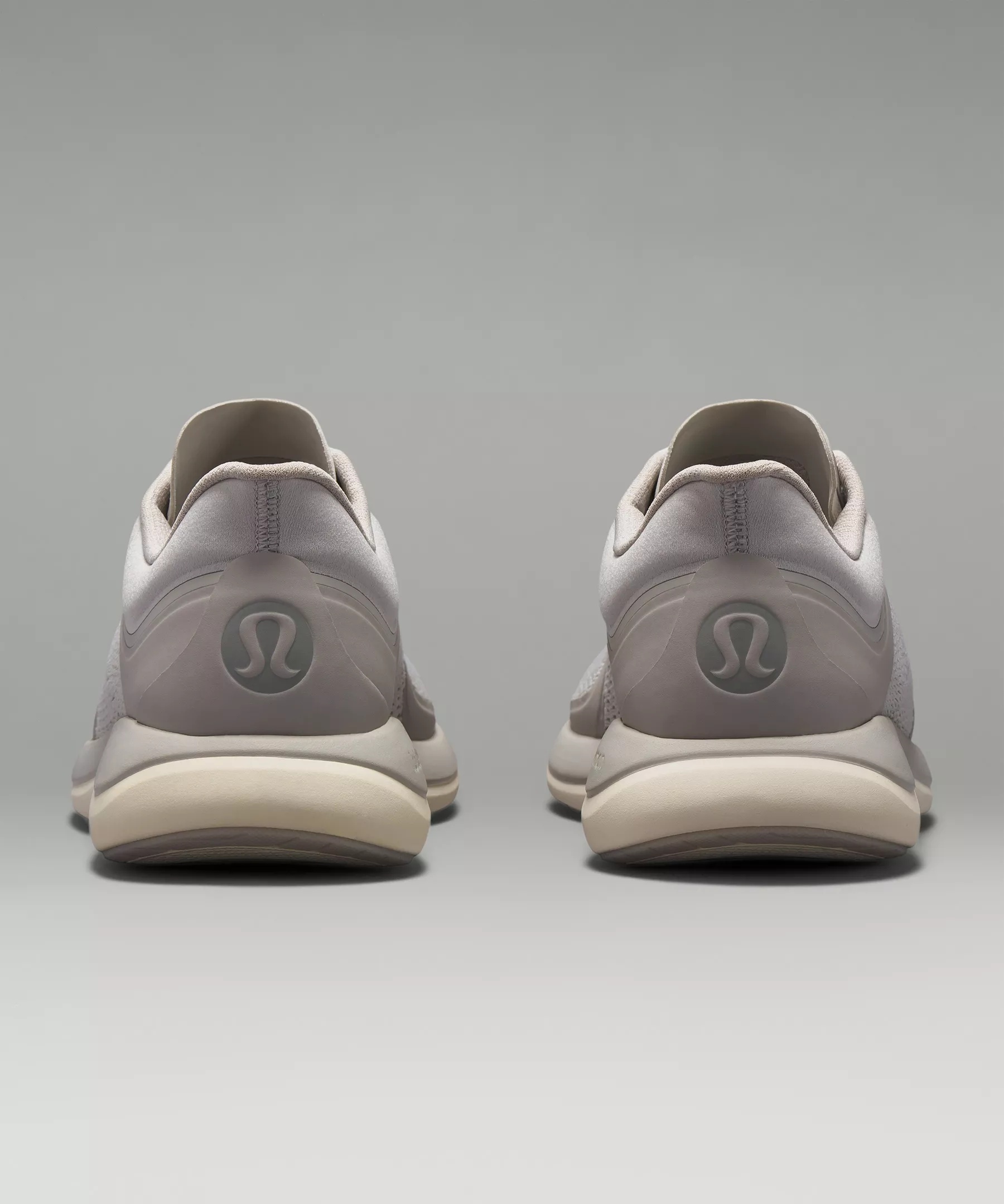 Chargefeel Low Women's Workout Shoe - 6