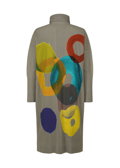 ISSEY MIYAKE PICTURESQUE COAT outlook