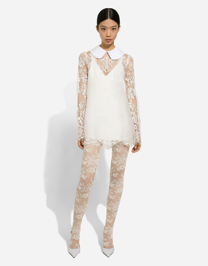 Short lace dress with satin neck 3