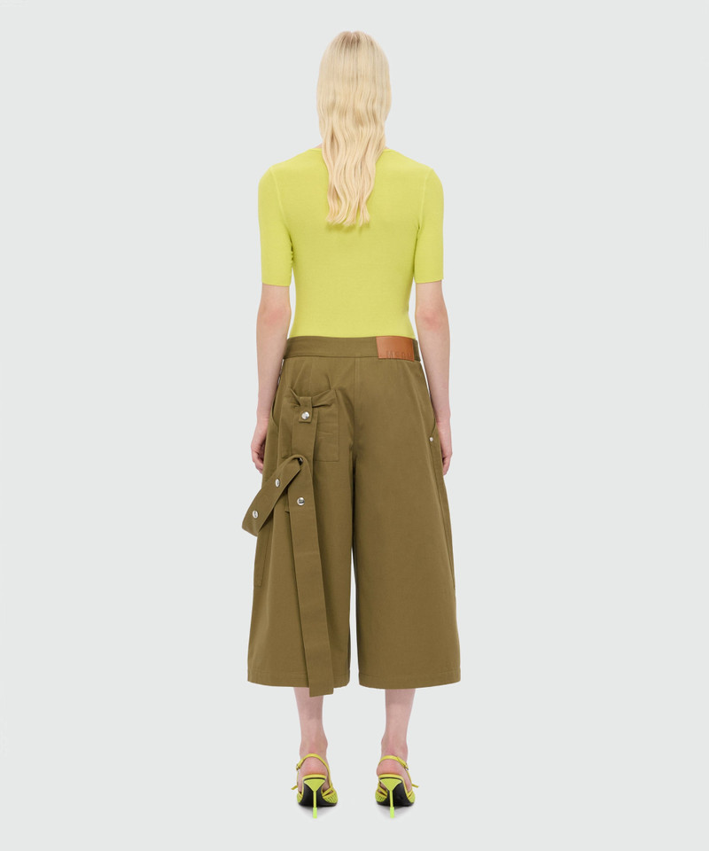 Military green cotton gabardine trousers with patch pockets and removable decorative belt 3