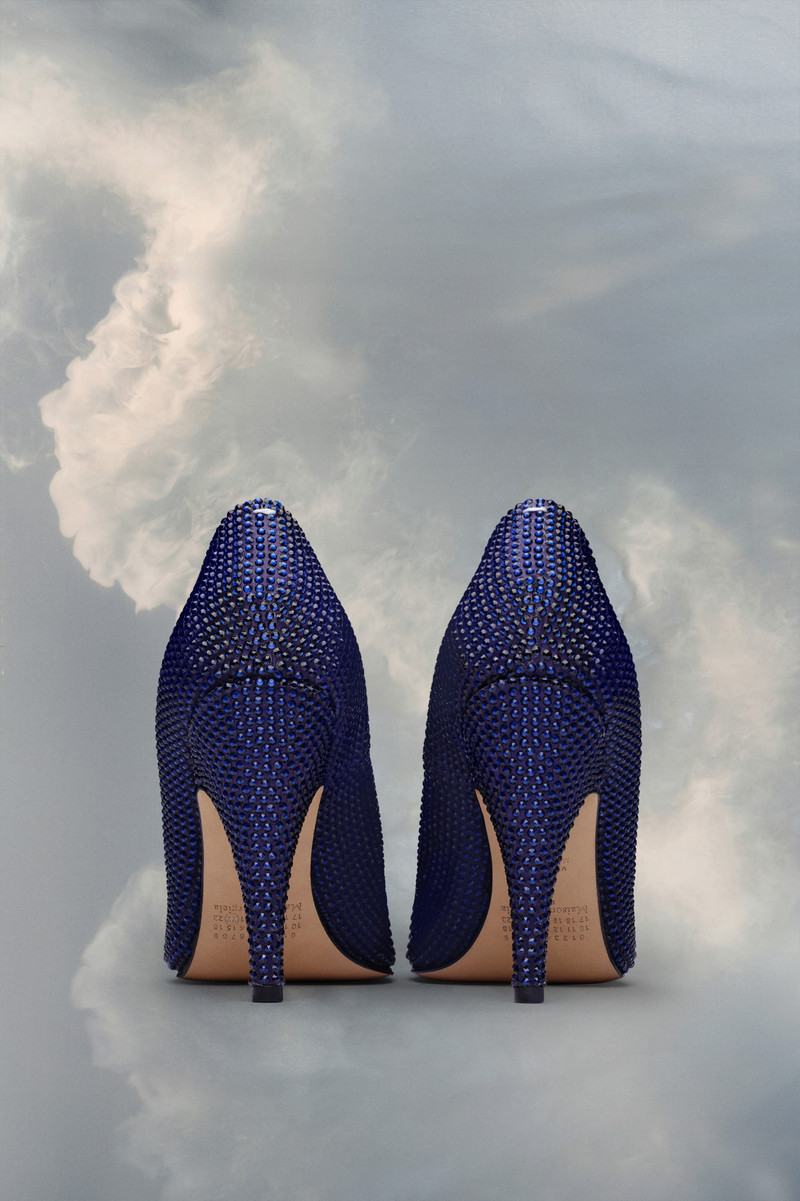 Tabi rhinestone pump 3