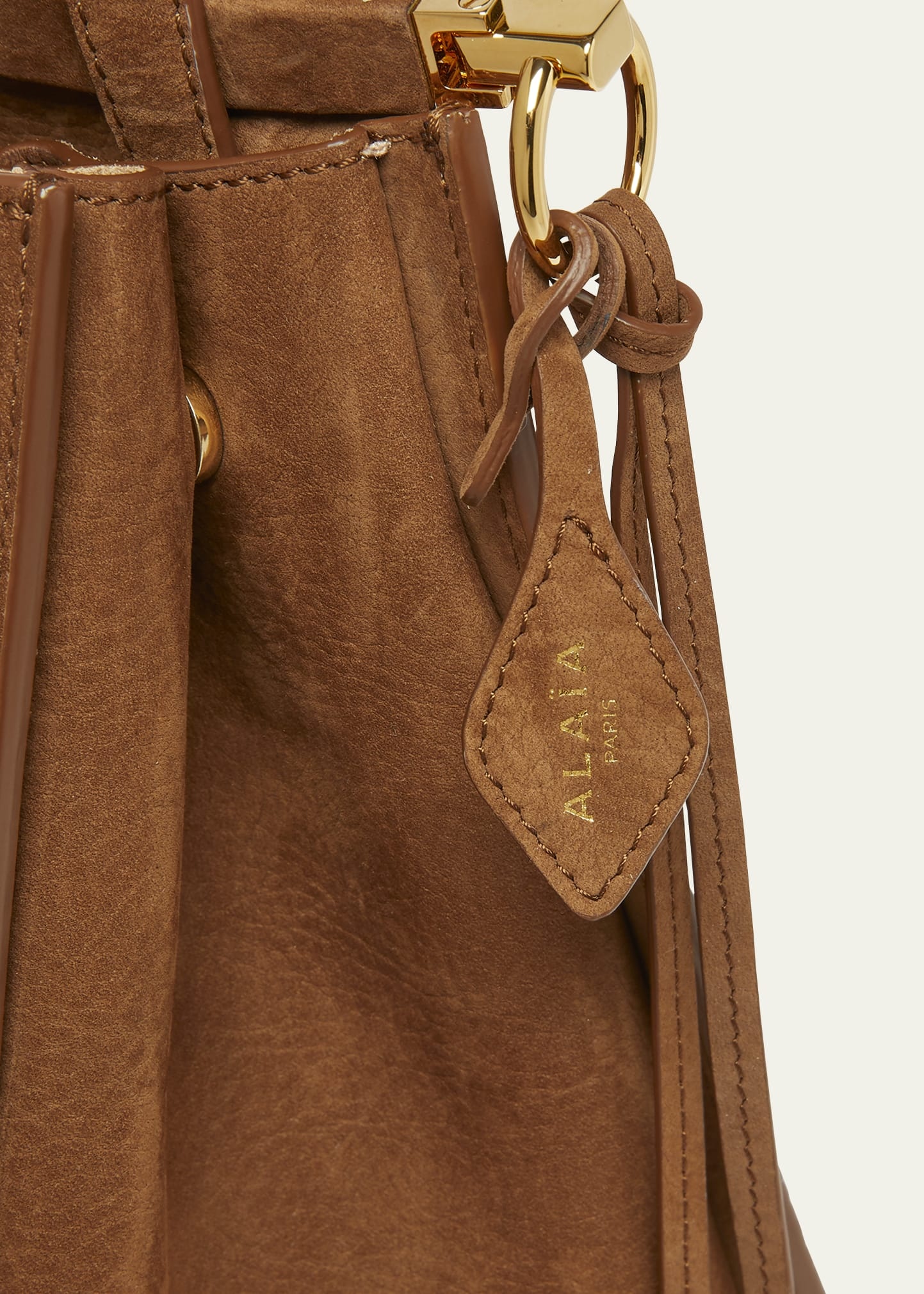 Le Click Medium Square Tote Bag in Nubuck Leather - 5