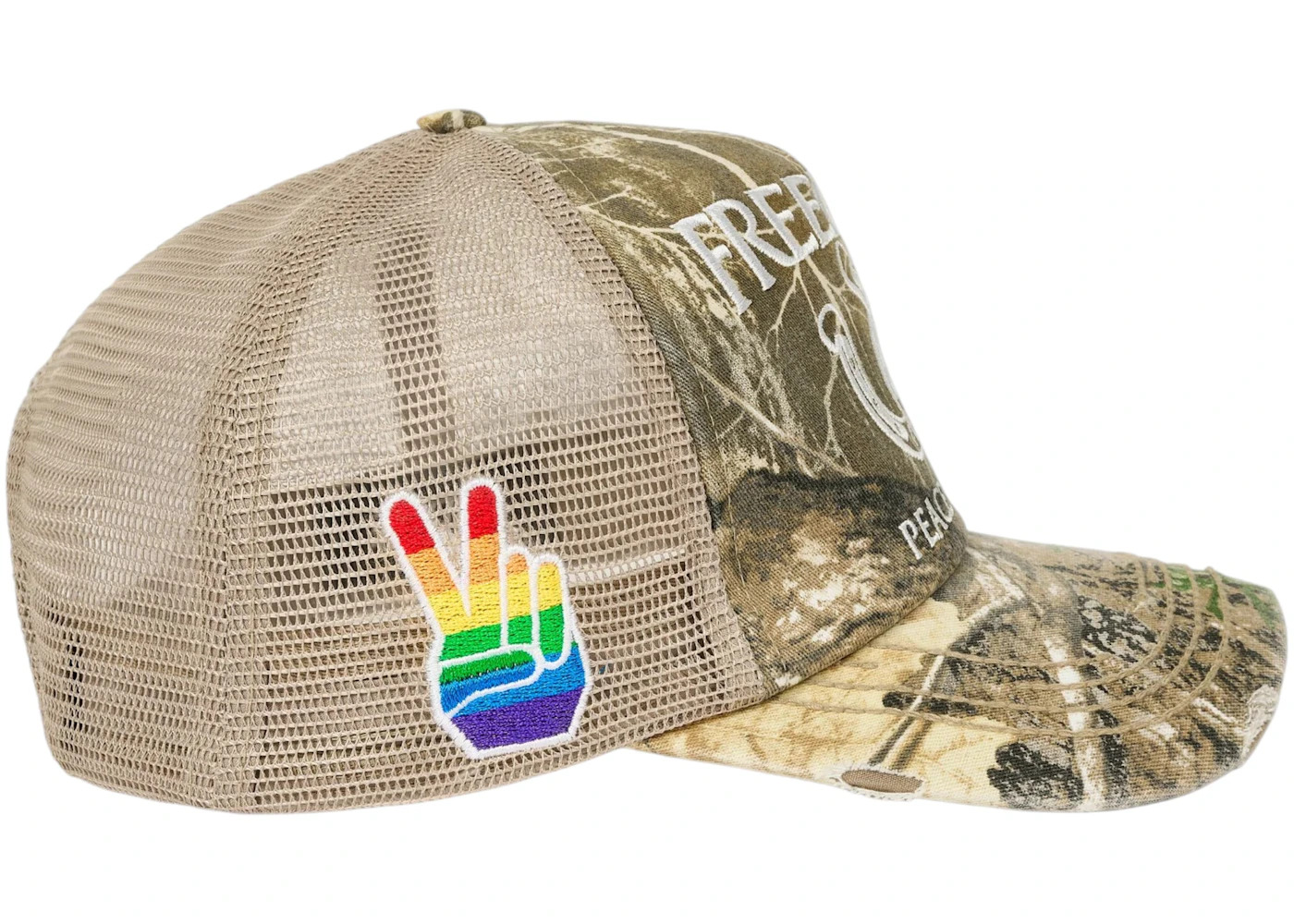 Palace Freedom Distressed Trucker Realtree Edge - 2