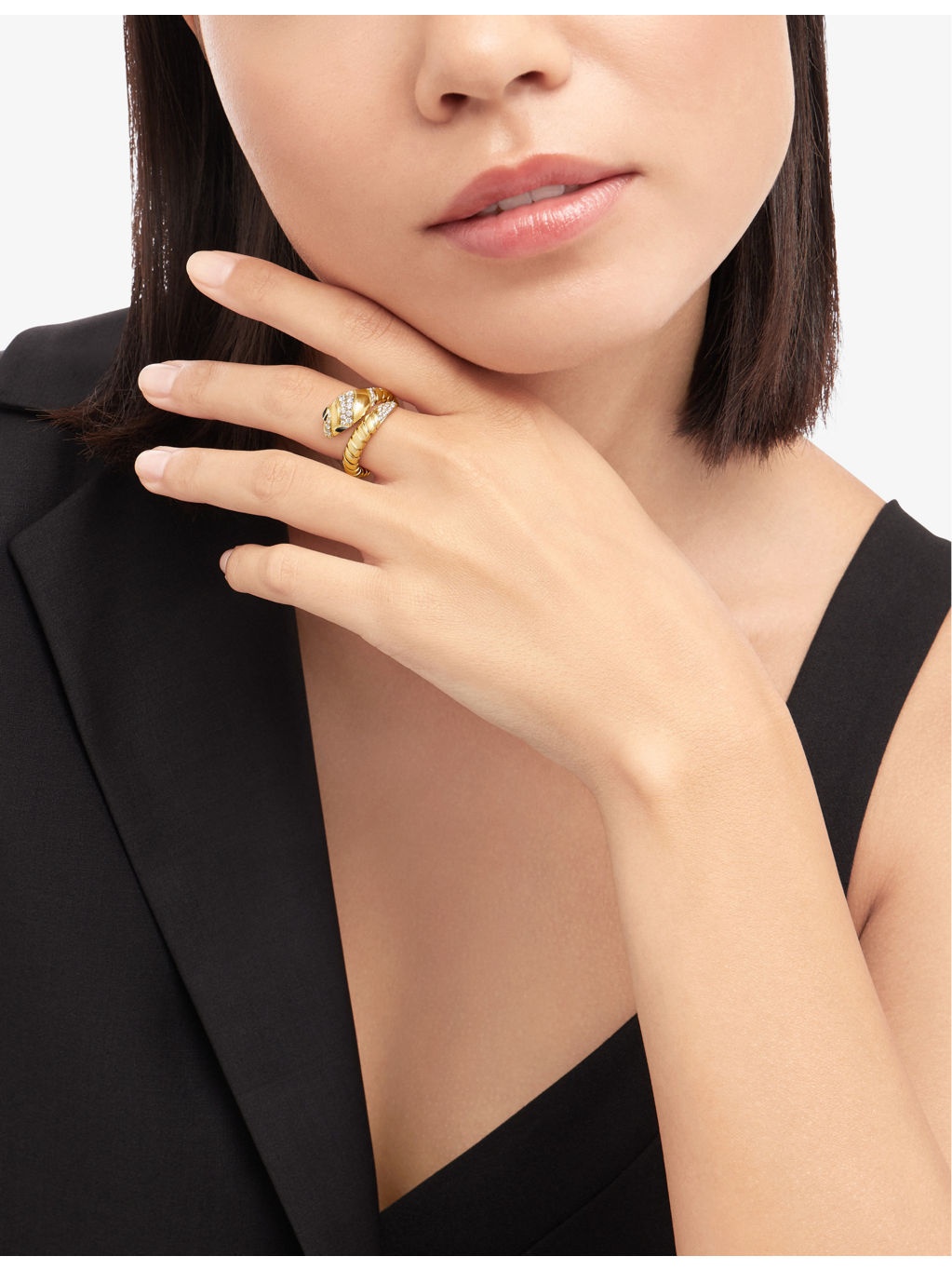 Serpenti Tubogas 18ct yellow-gold, 0.50ct brilliant-cut diamond and onyx ring - 2