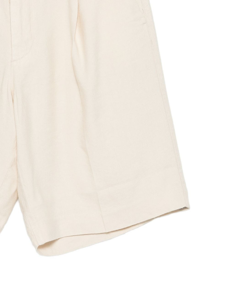 pleated-waistband shorts 3
