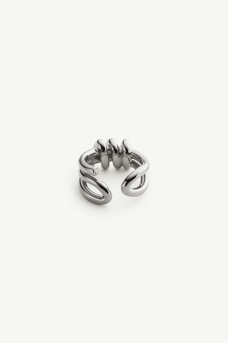 MM6 Maison Margiela Knotted ring outlook
