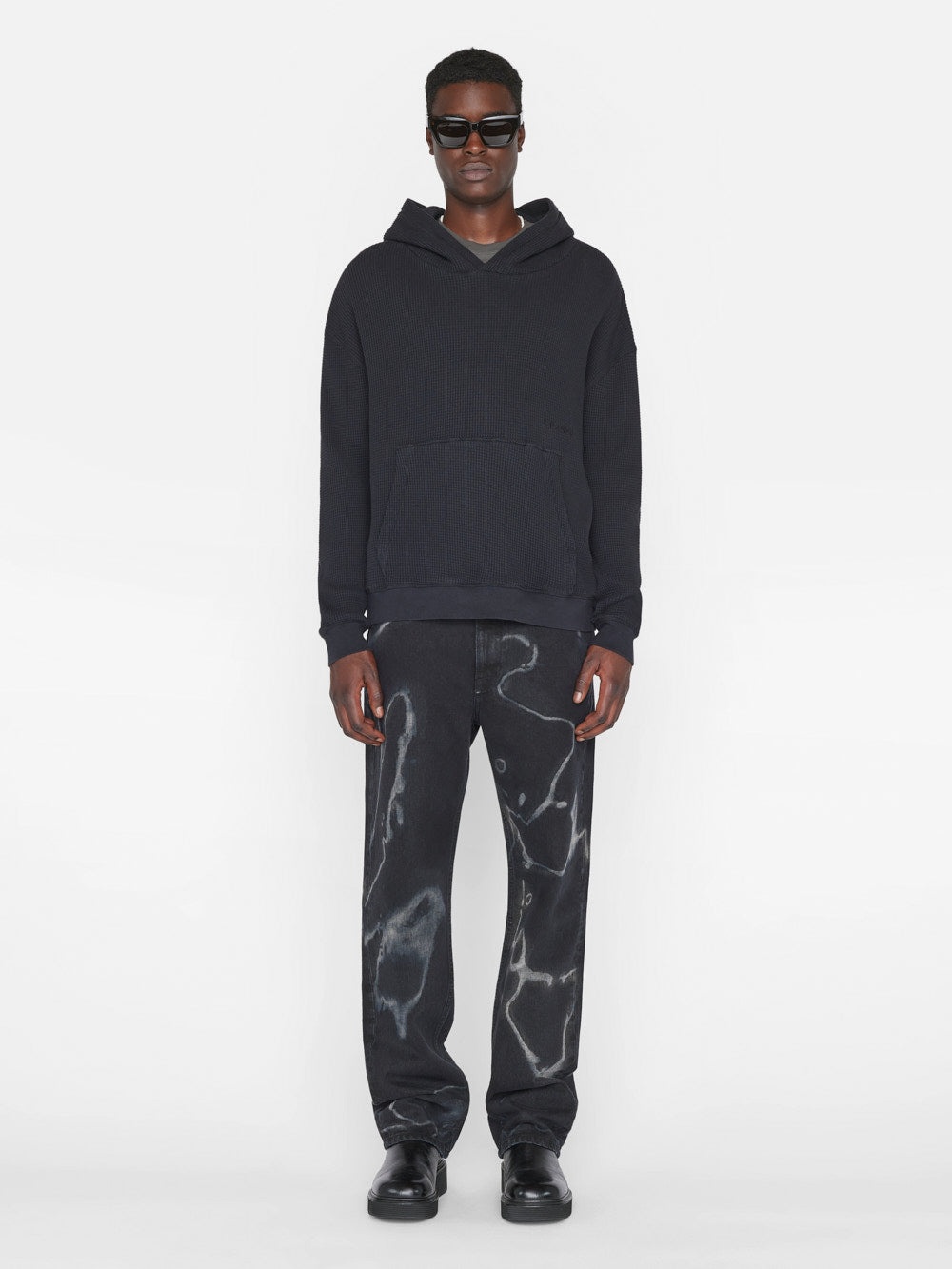 Waffle Textured  Hoodie in Noir - 2
