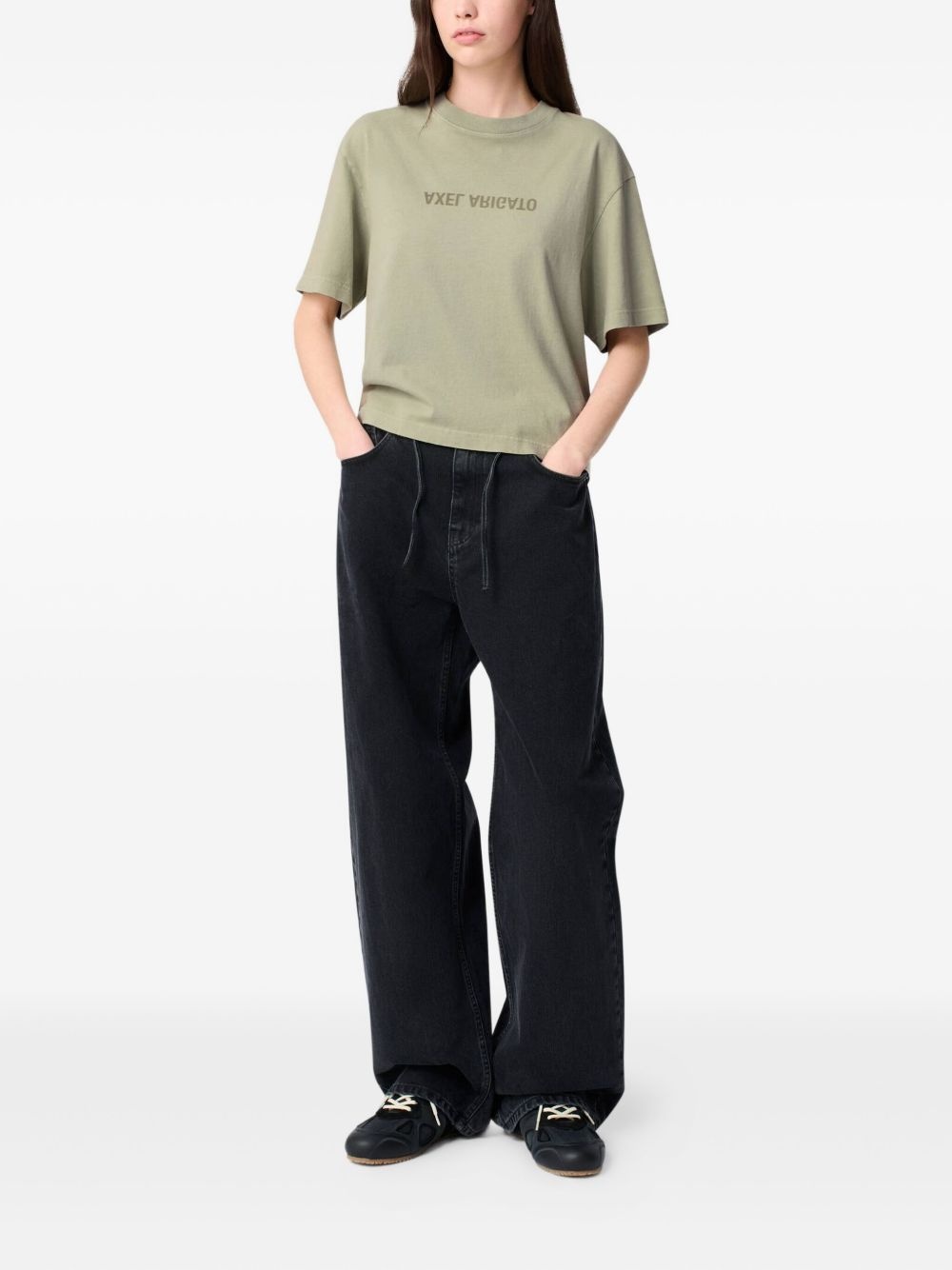 cropped logo-print T-shirt - 2