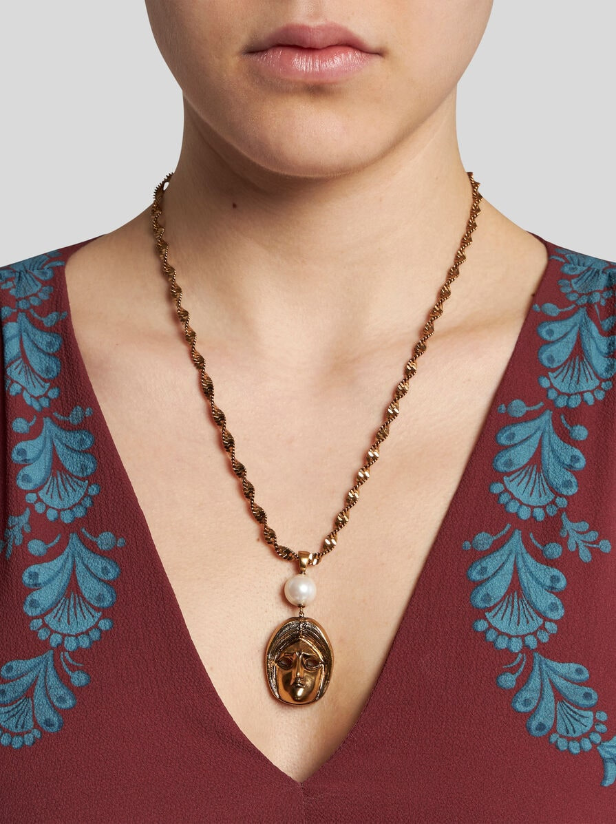 PENDANT NECKLACE - 2